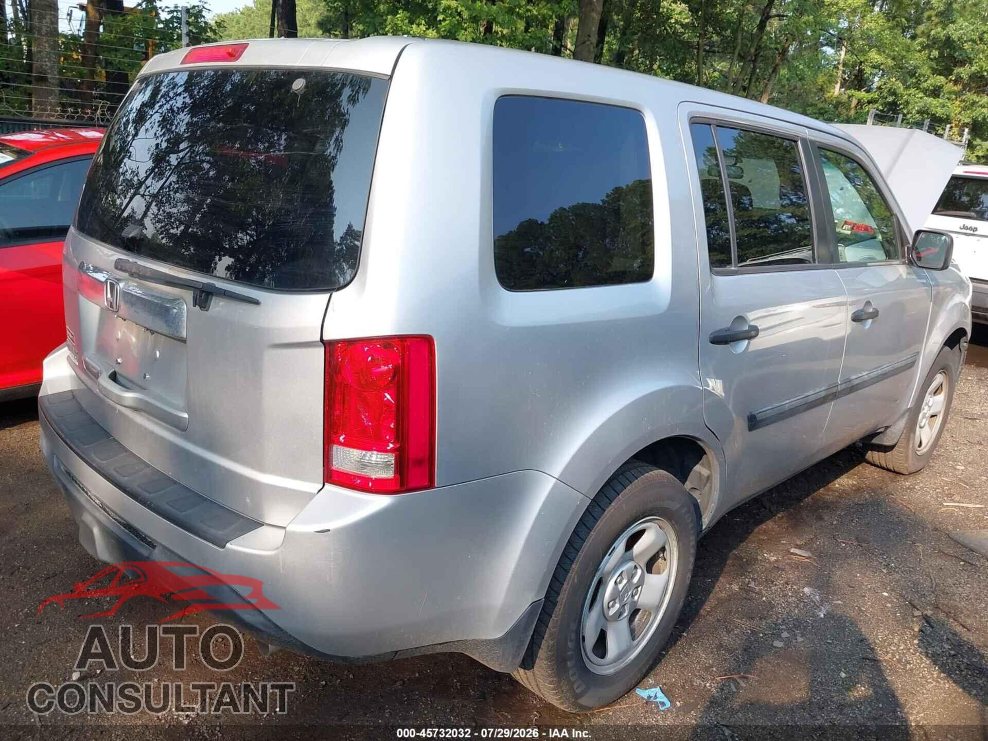 HONDA PILOT 2015 - 5FNYF3H28FB018264