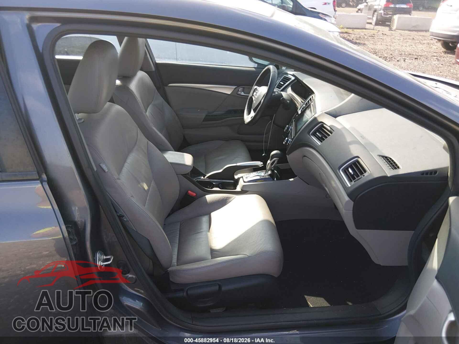 HONDA CIVIC 2015 - 2HGFB2F99FH503859