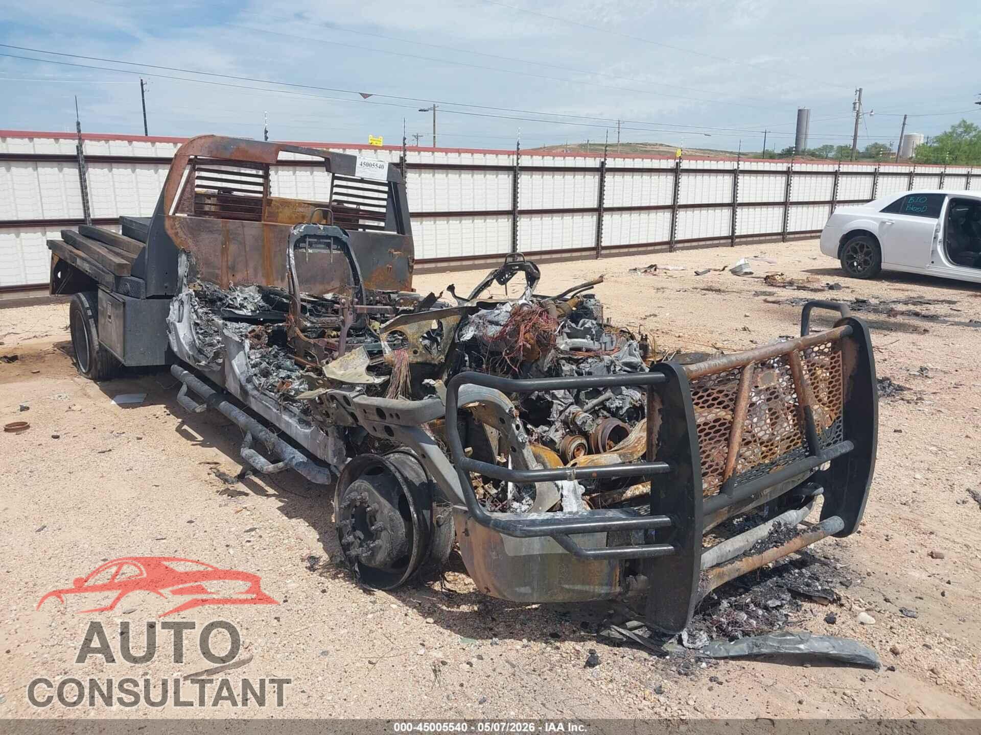 FORD F-450 CHASSIS 2017 - 1FD0W4HT9HEB24590