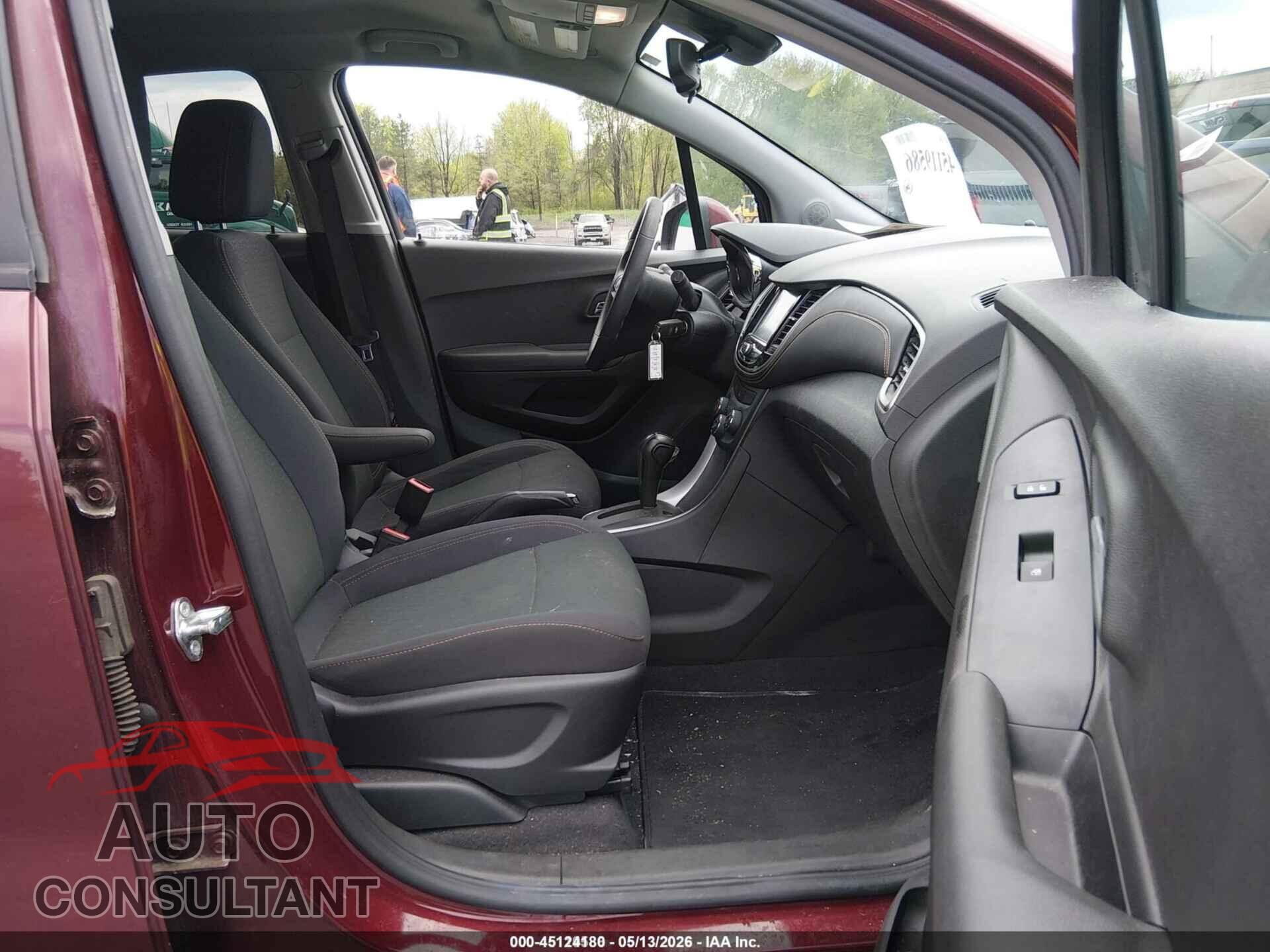 CHEVROLET TRAX 2017 - 3GNCJNSB3HL254765