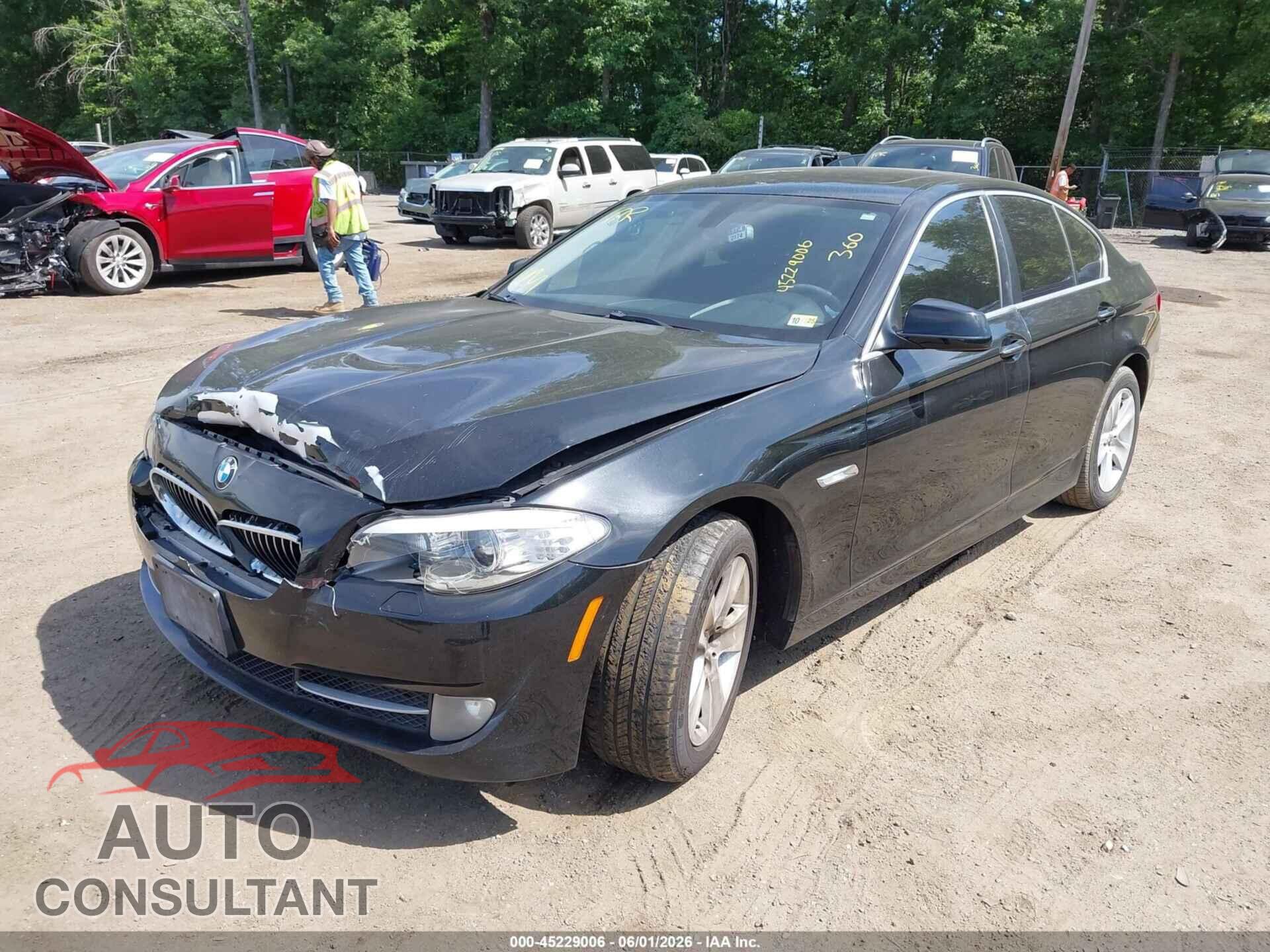 BMW 528I 2013 - WBAXH5C59DDW13662