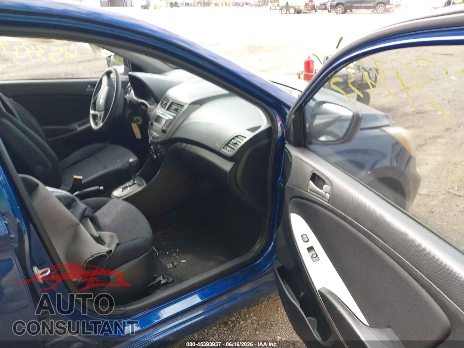 HYUNDAI ACCENT 2015 - KMHCT5AE2FU228378