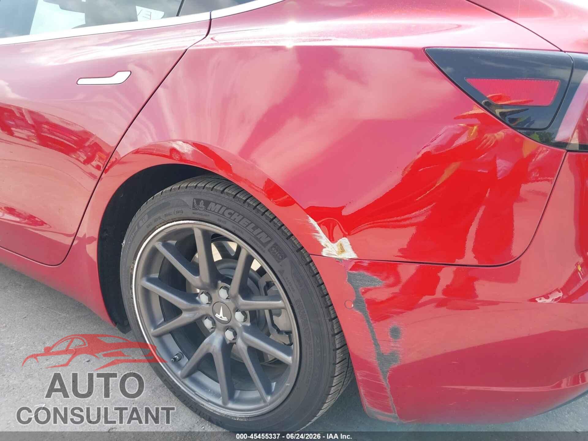TESLA MODEL 3 2018 - 5YJ3E1EA5JF034914