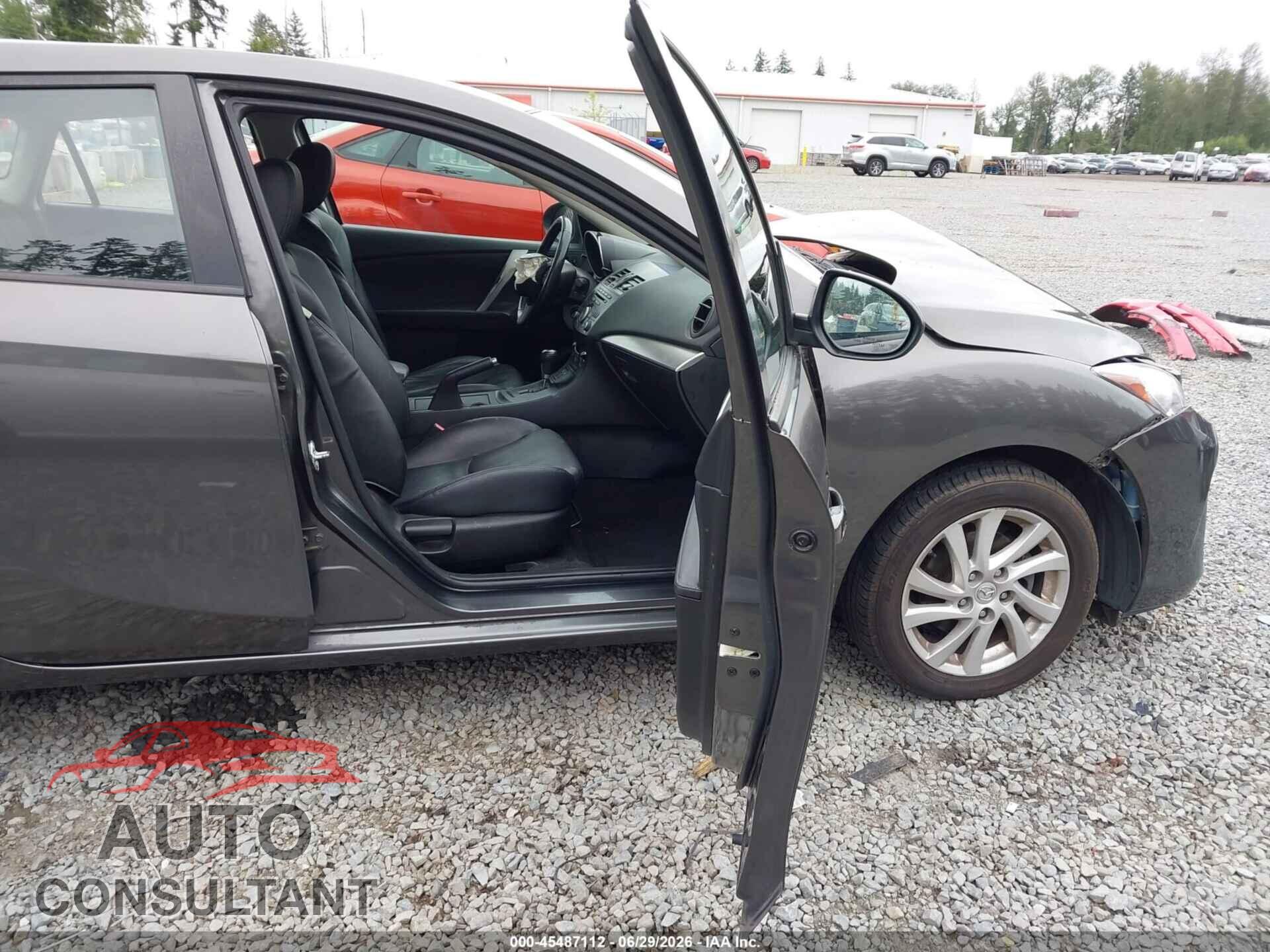 MAZDA MAZDA3 2012 - JM1BL1M82C1597415