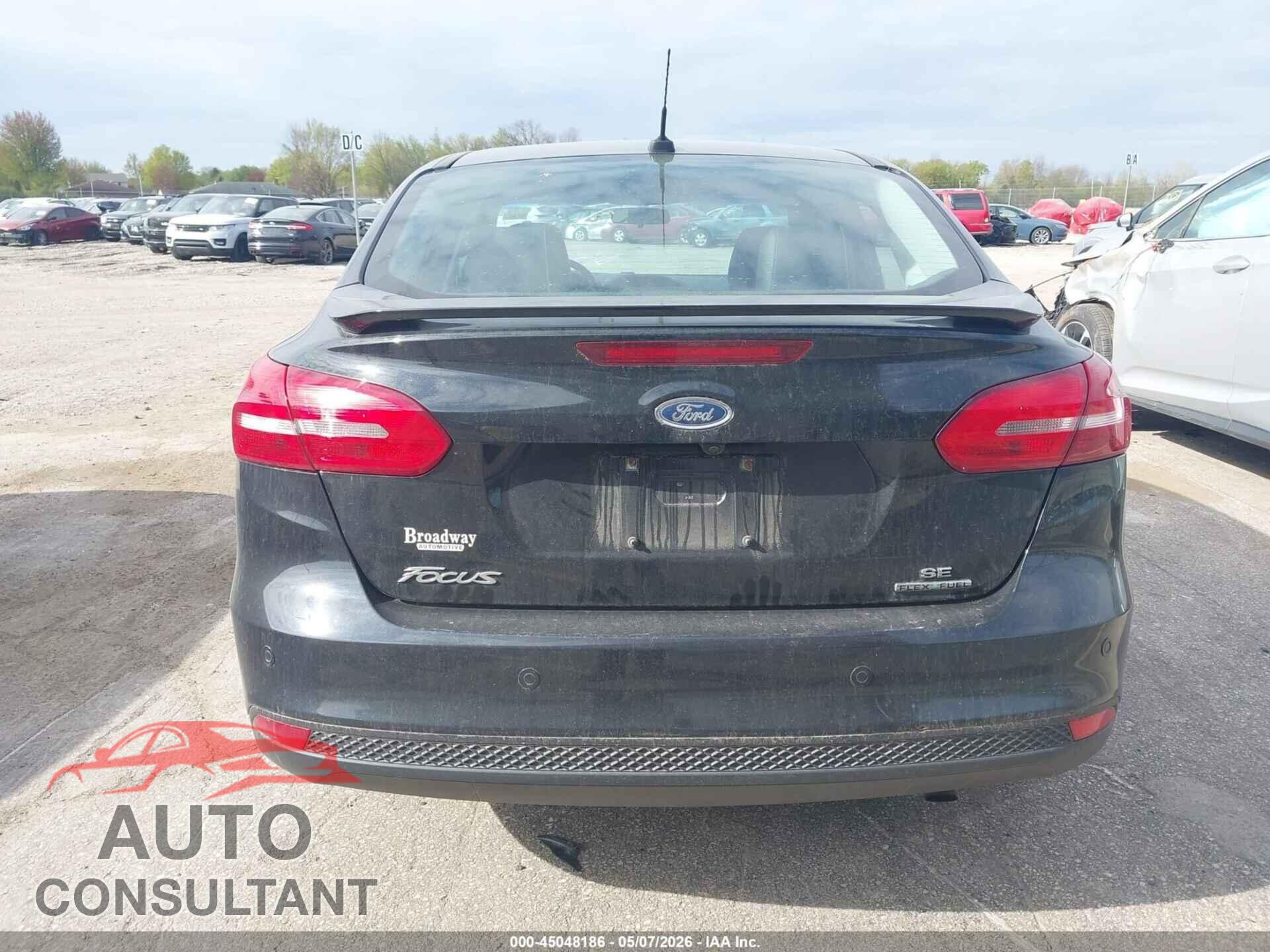 FORD FOCUS 2015 - 1FADP3F22FL355417
