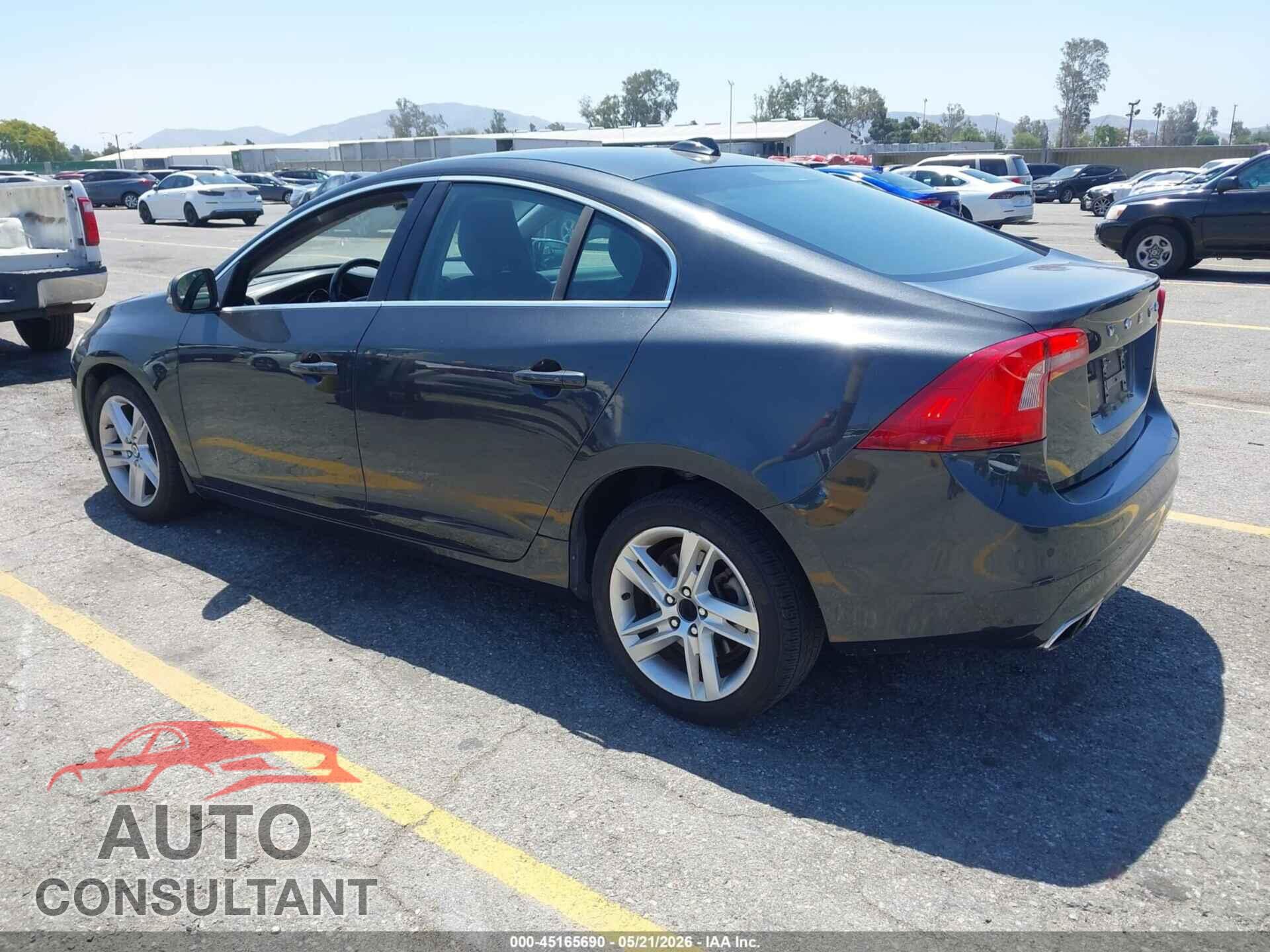 VOLVO S60 2015 - YV140MFM2F1344669