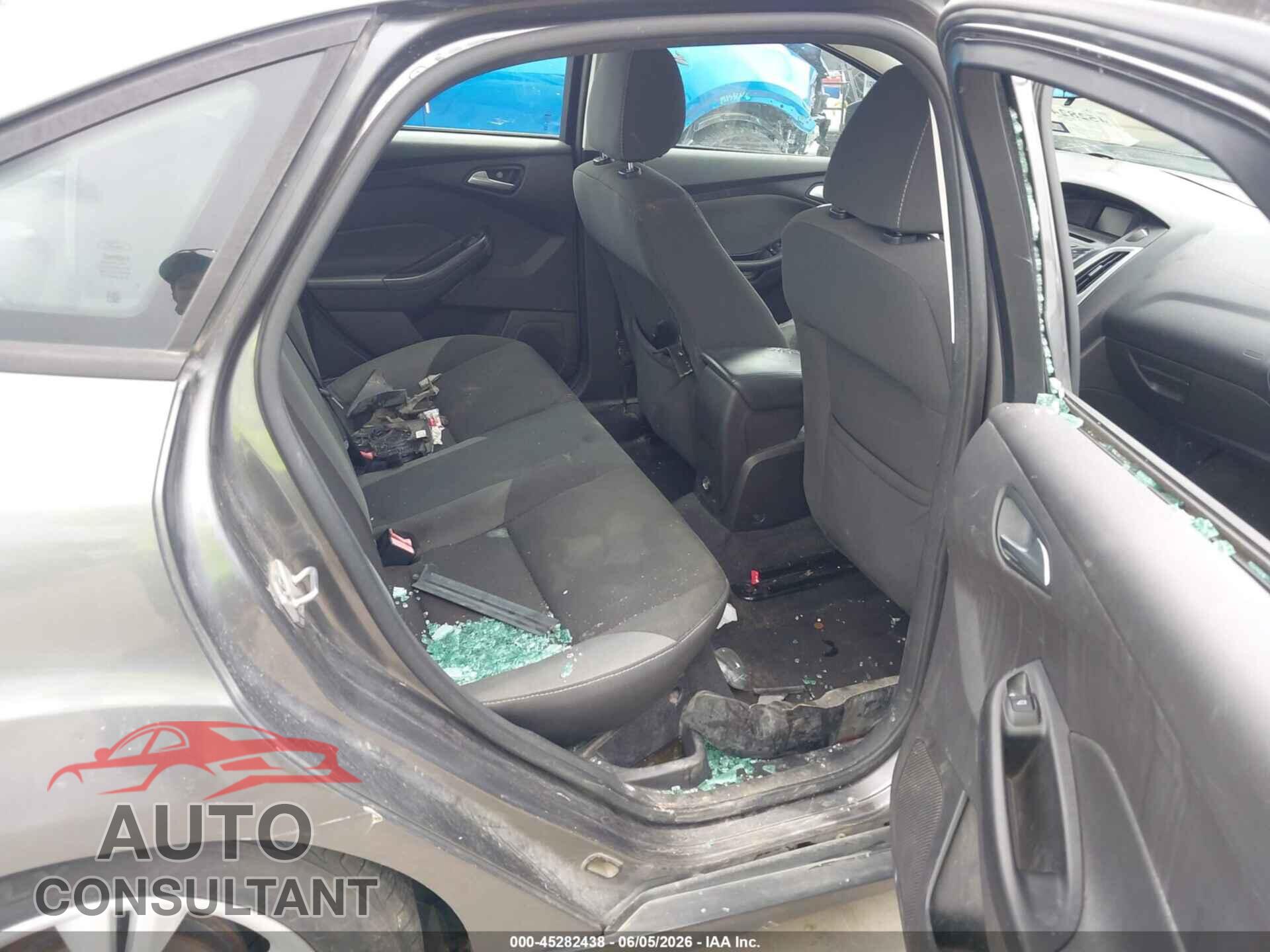 FORD FOCUS 2014 - 1FADP3F21EL130114