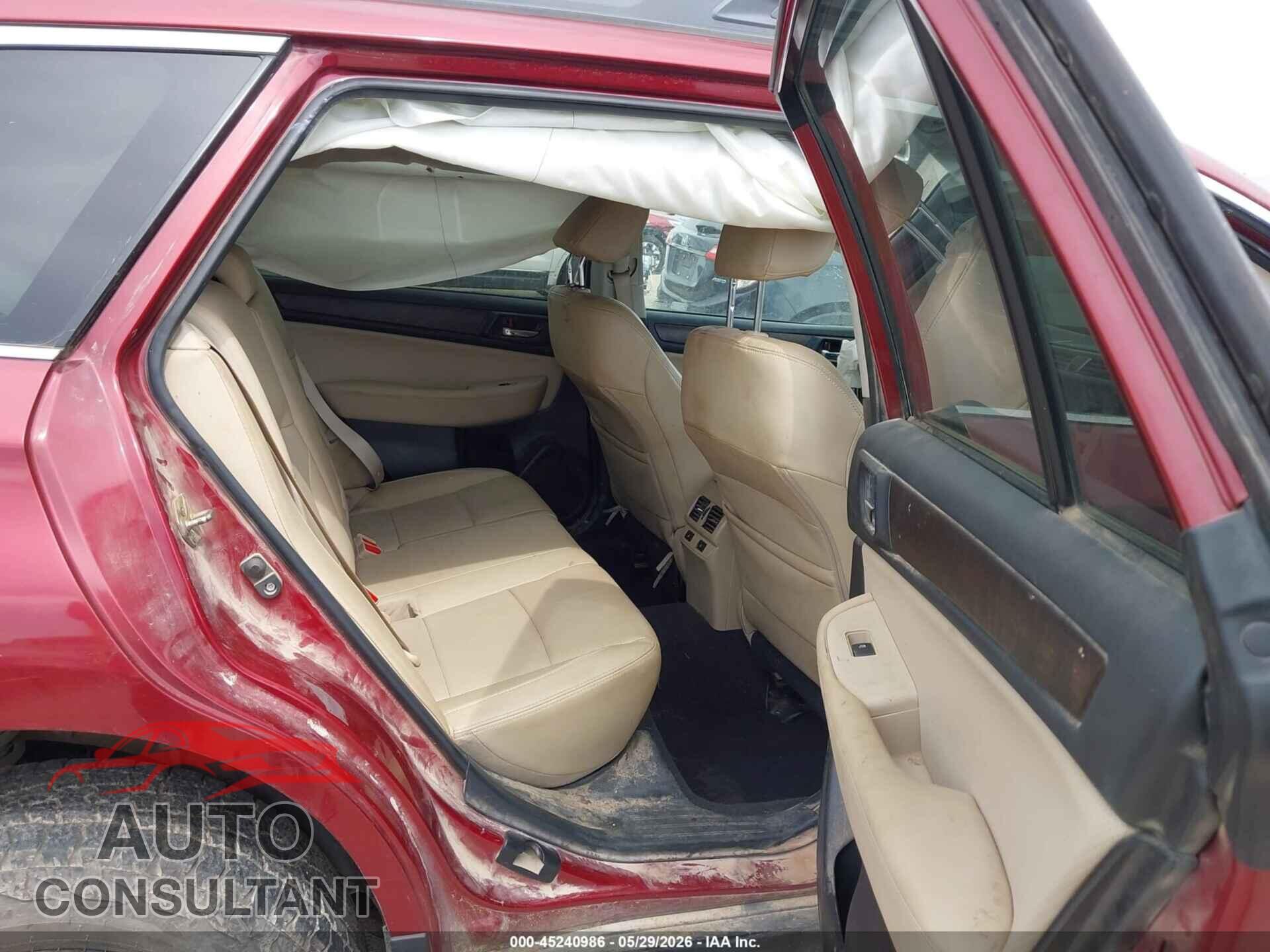 SUBARU OUTBACK 2017 - 4S4BSENC7H3365025