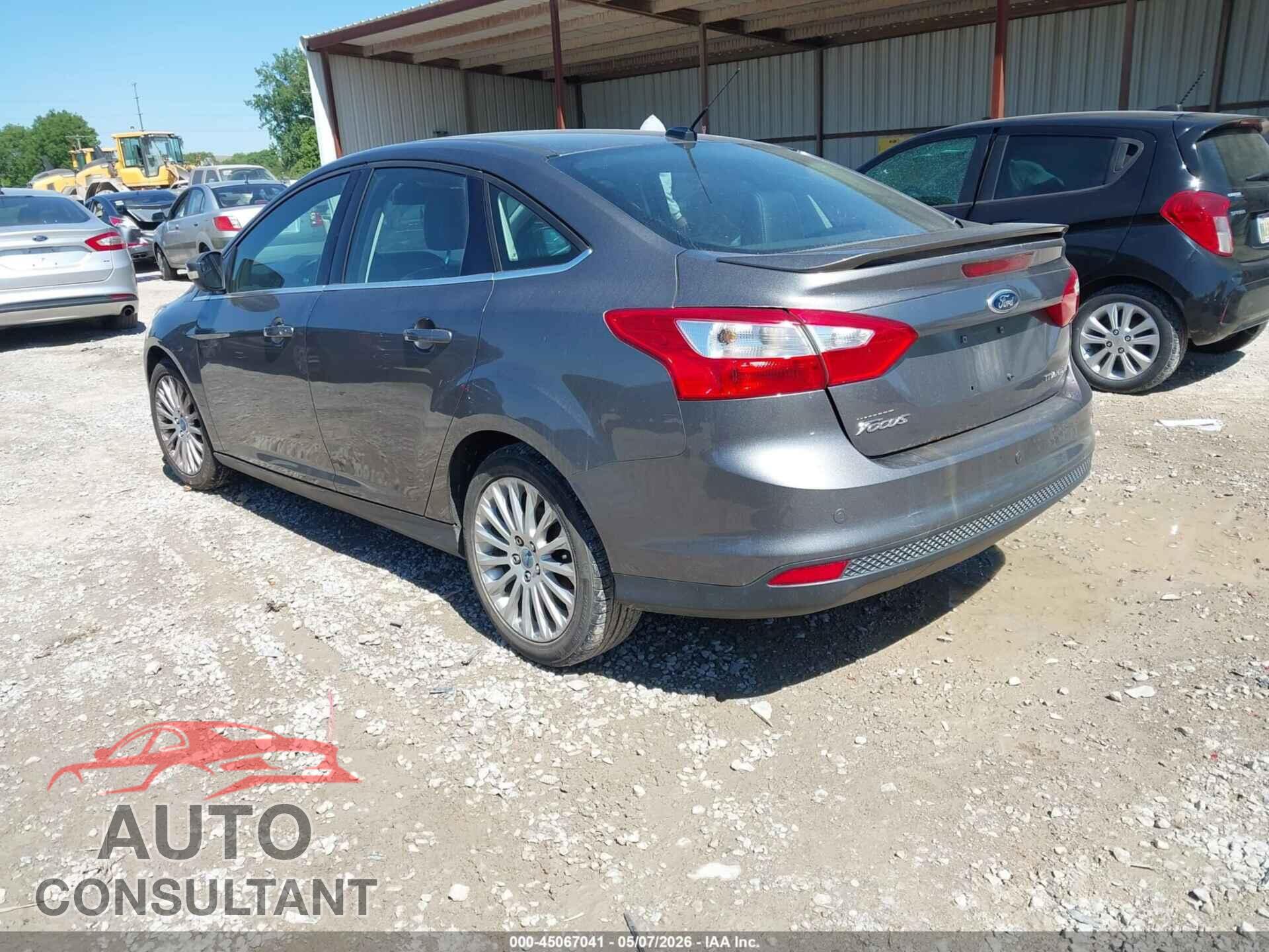 FORD FOCUS 2012 - 1FAHP3J21CL328925