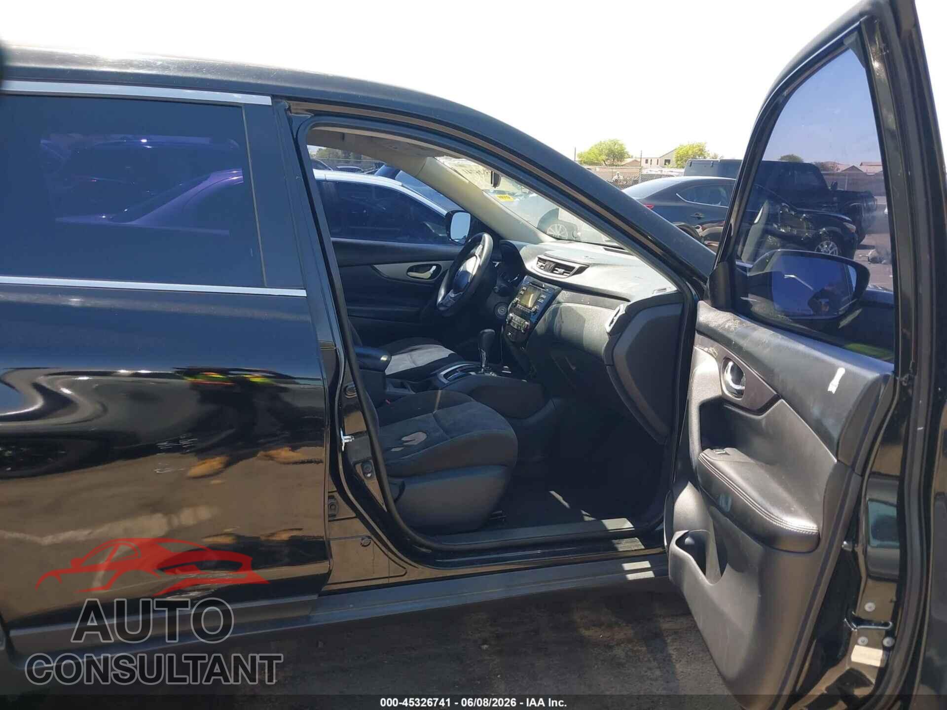 NISSAN ROGUE 2016 - KNMAT2MT8GP600987