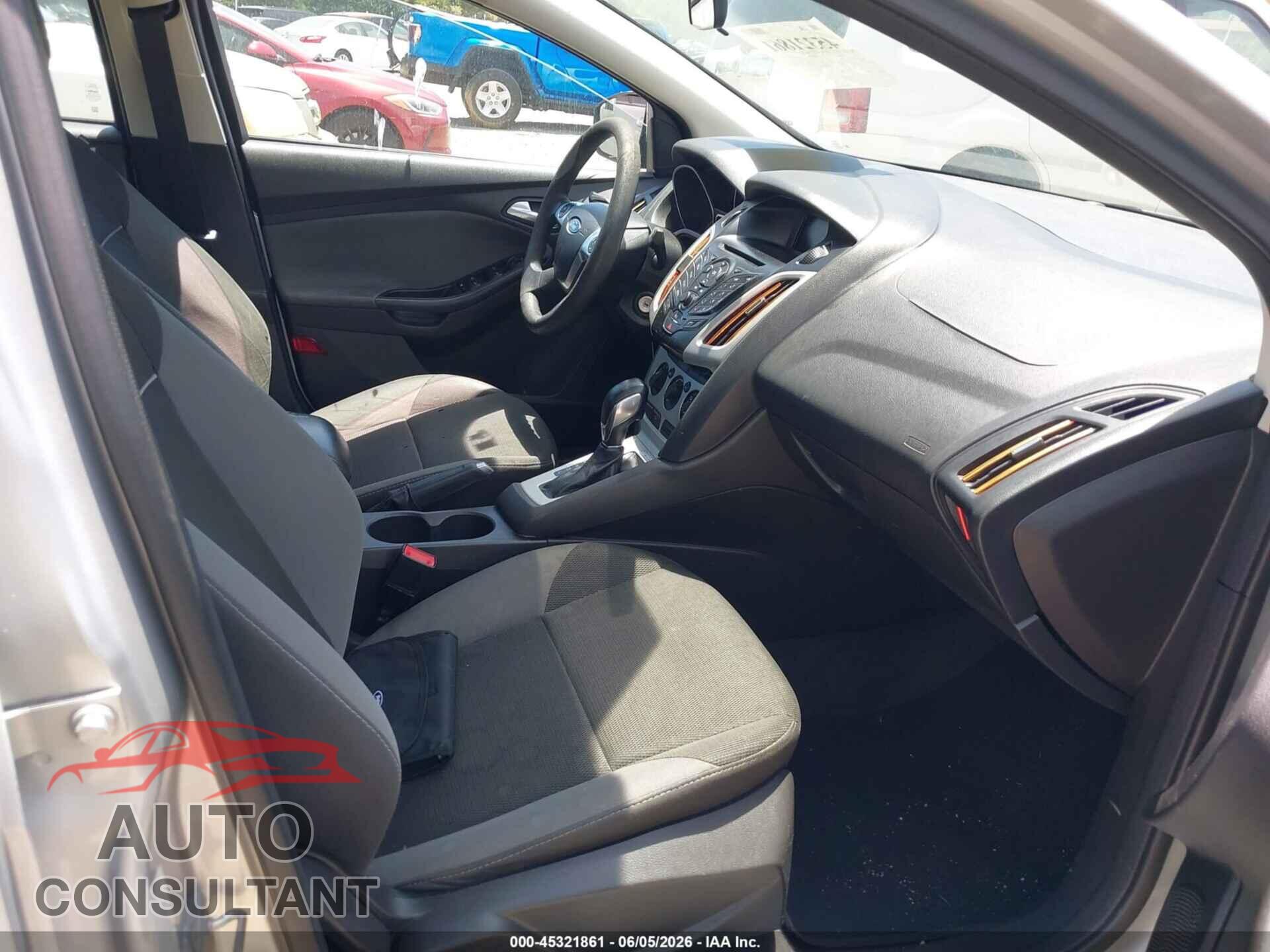 FORD FOCUS 2014 - 1FADP3F25EL129192