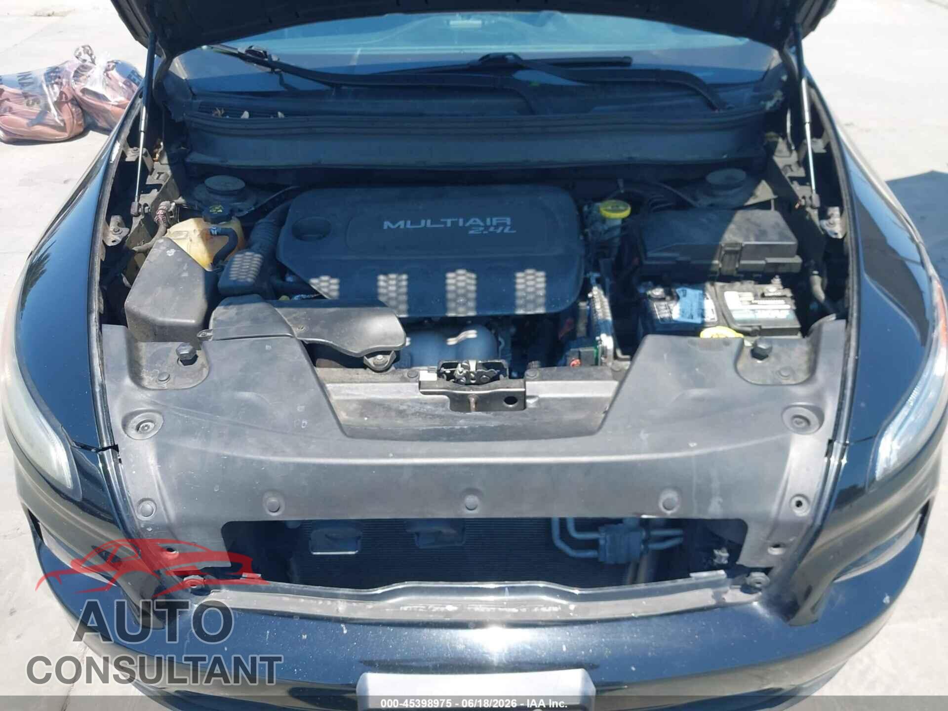 JEEP CHEROKEE 2018 - 1C4PJLCB7JD561123