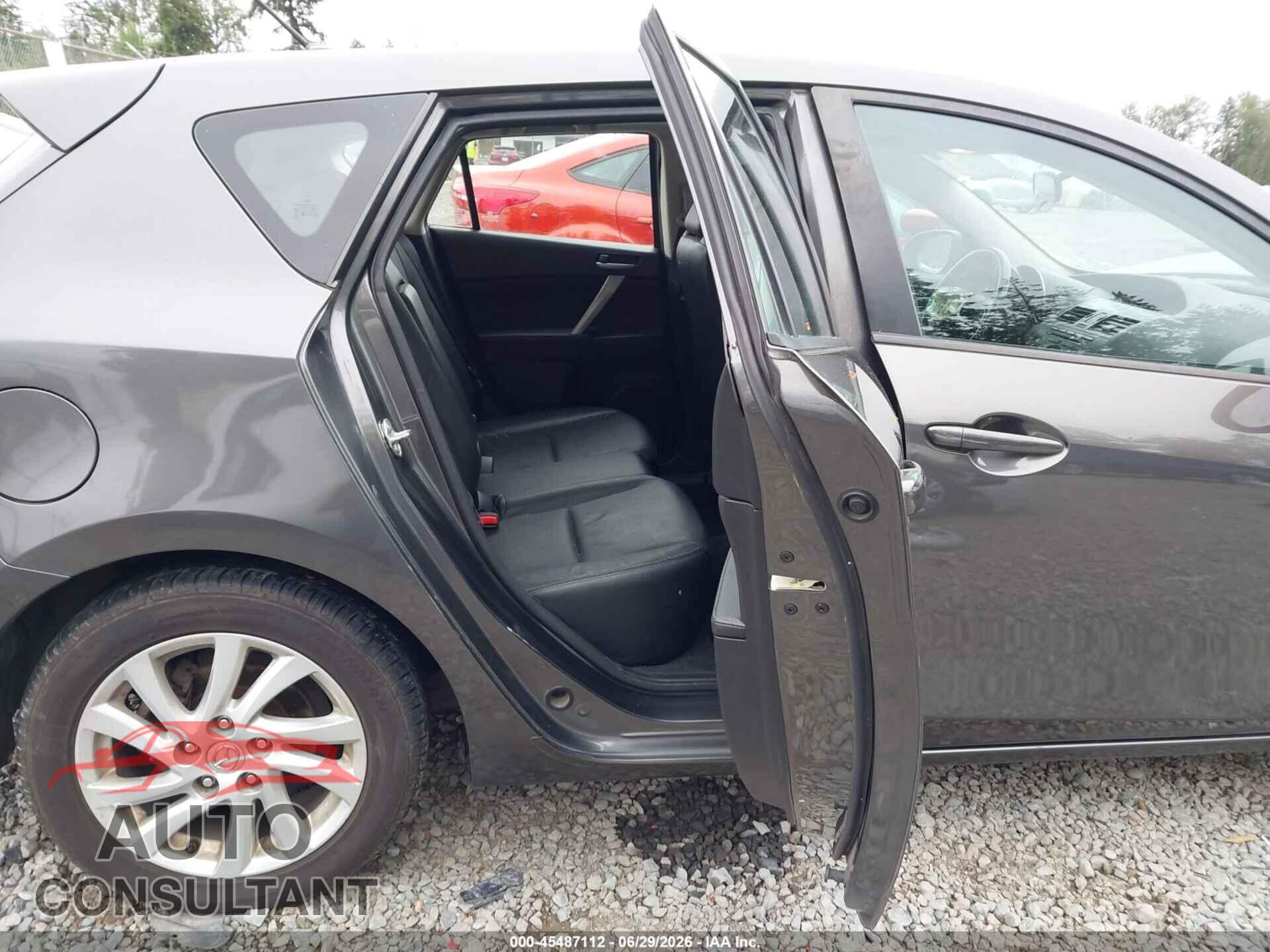 MAZDA MAZDA3 2012 - JM1BL1M82C1597415