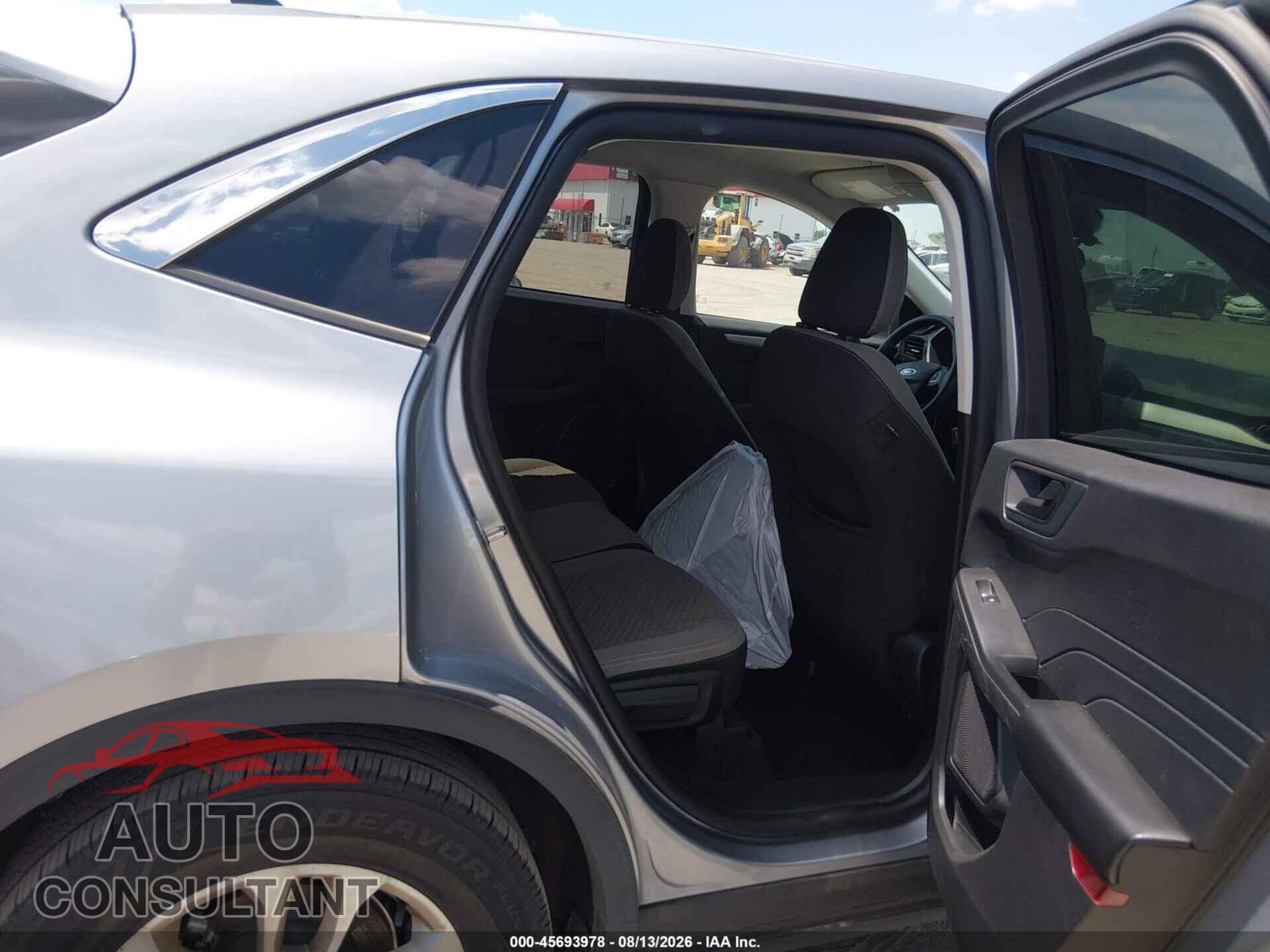 FORD ESCAPE 2022 - 1FMCU0G61NUB09090