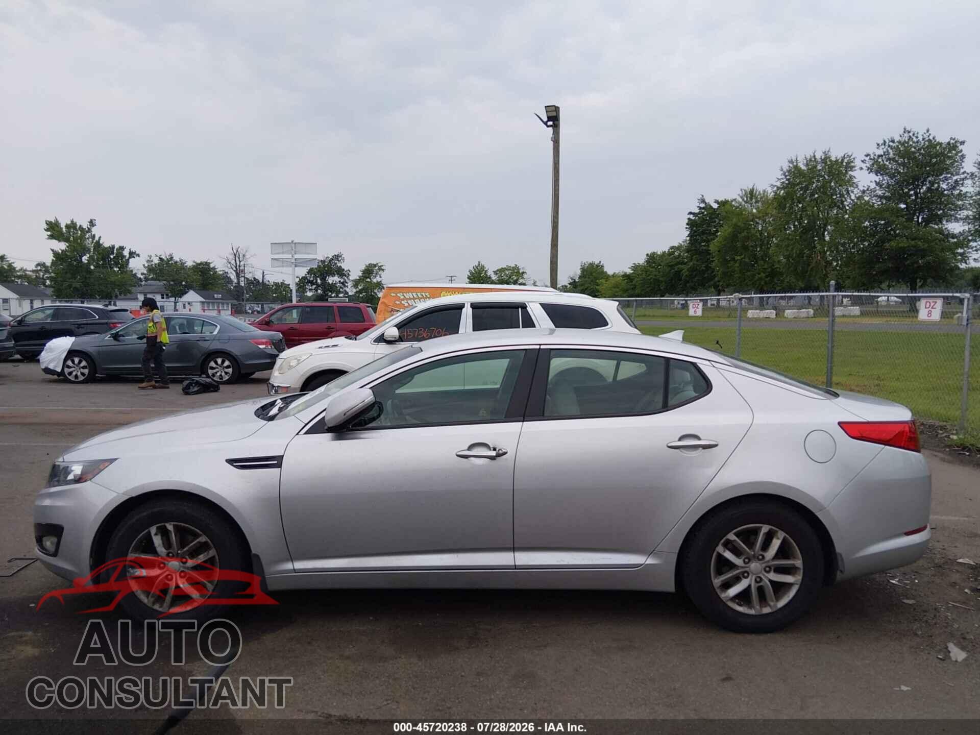 KIA OPTIMA 2013 - KNAGM4A76D5431289