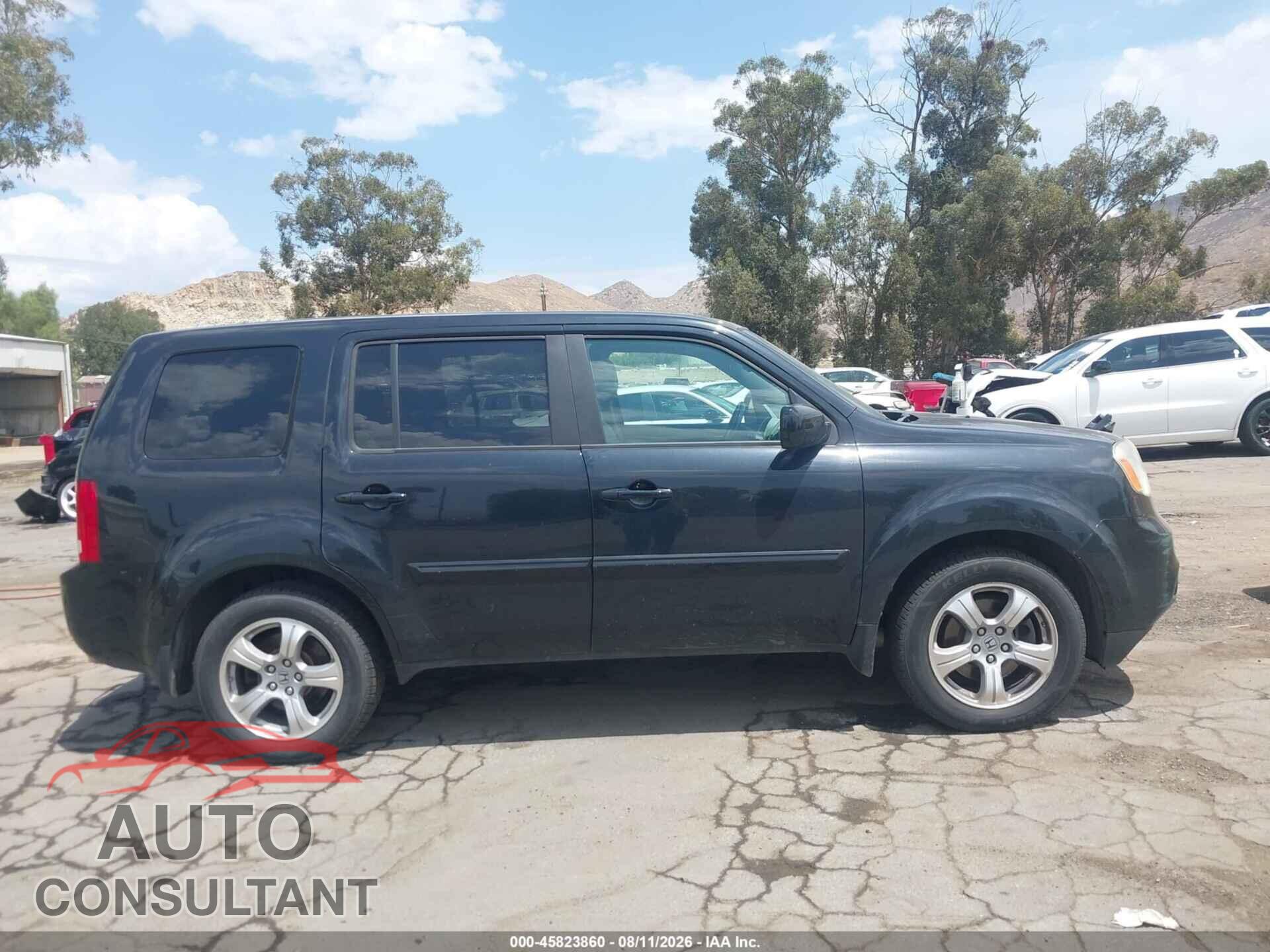 HONDA PILOT 2015 - 5FNYF4H54FB040018