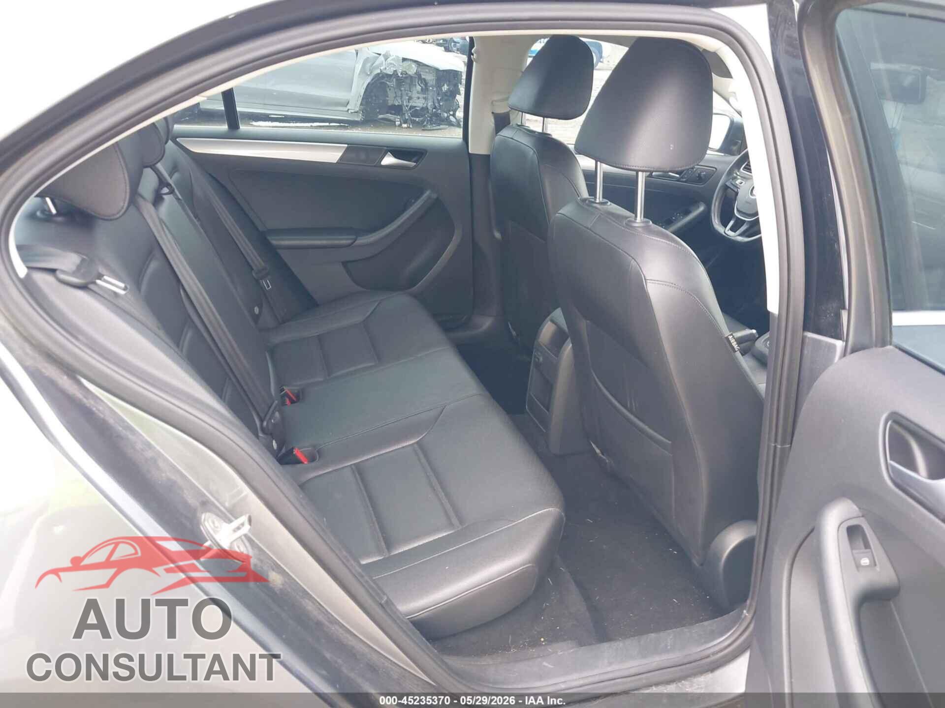 VOLKSWAGEN JETTA 2017 - 3VWDB7AJ0HM270217