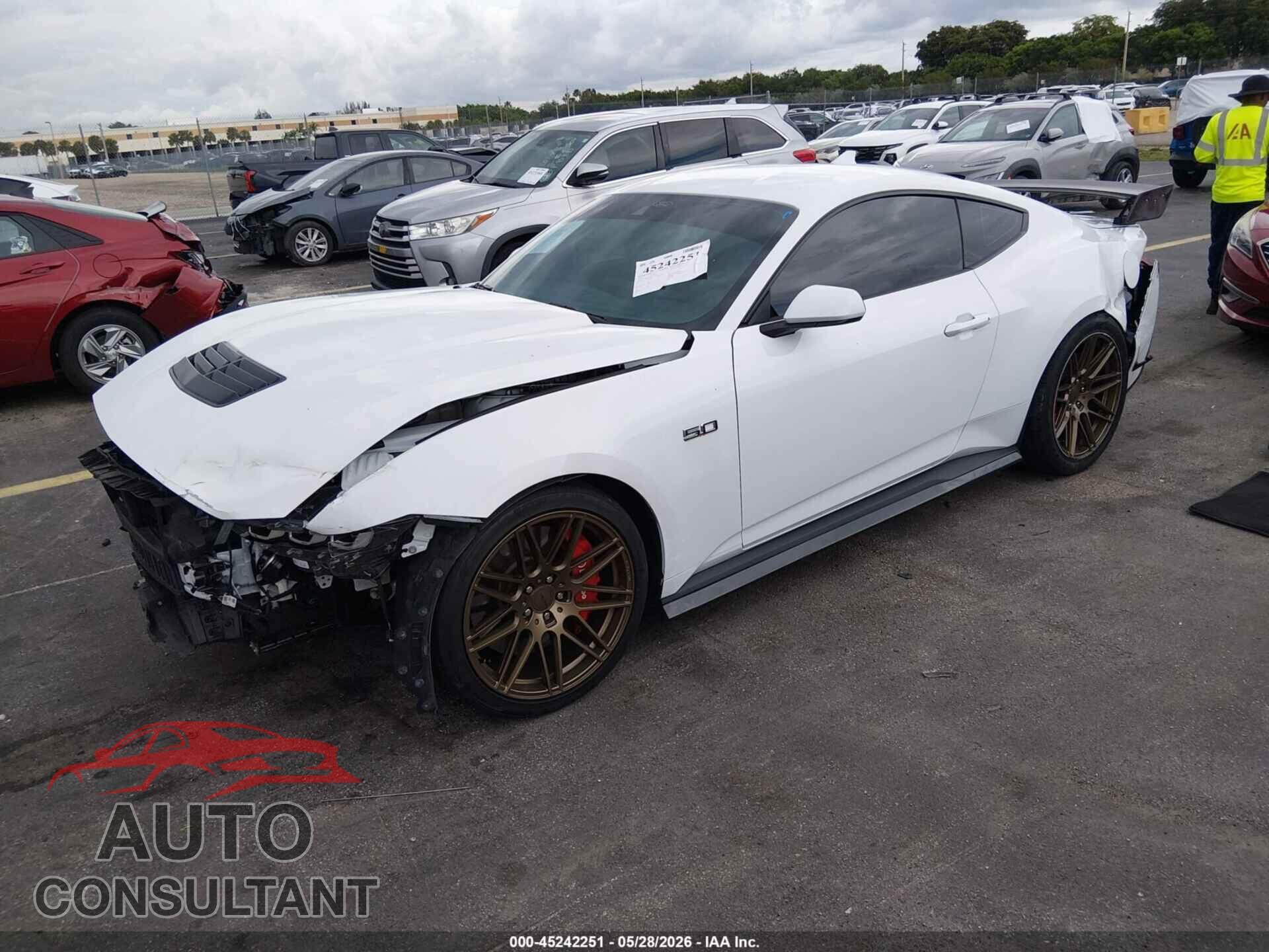 FORD MUSTANG 2024 - 1FA6P8CF6R5428035