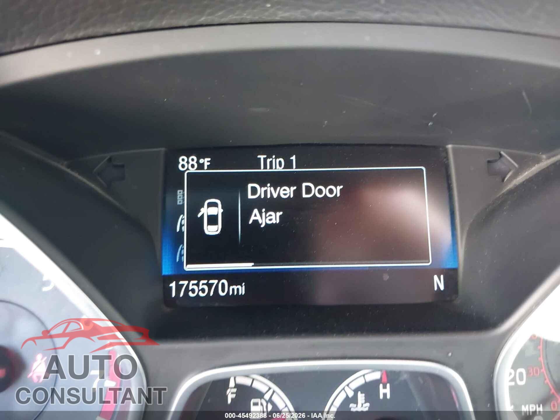 FORD FOCUS ST 2017 - 1FADP3L99HL260602