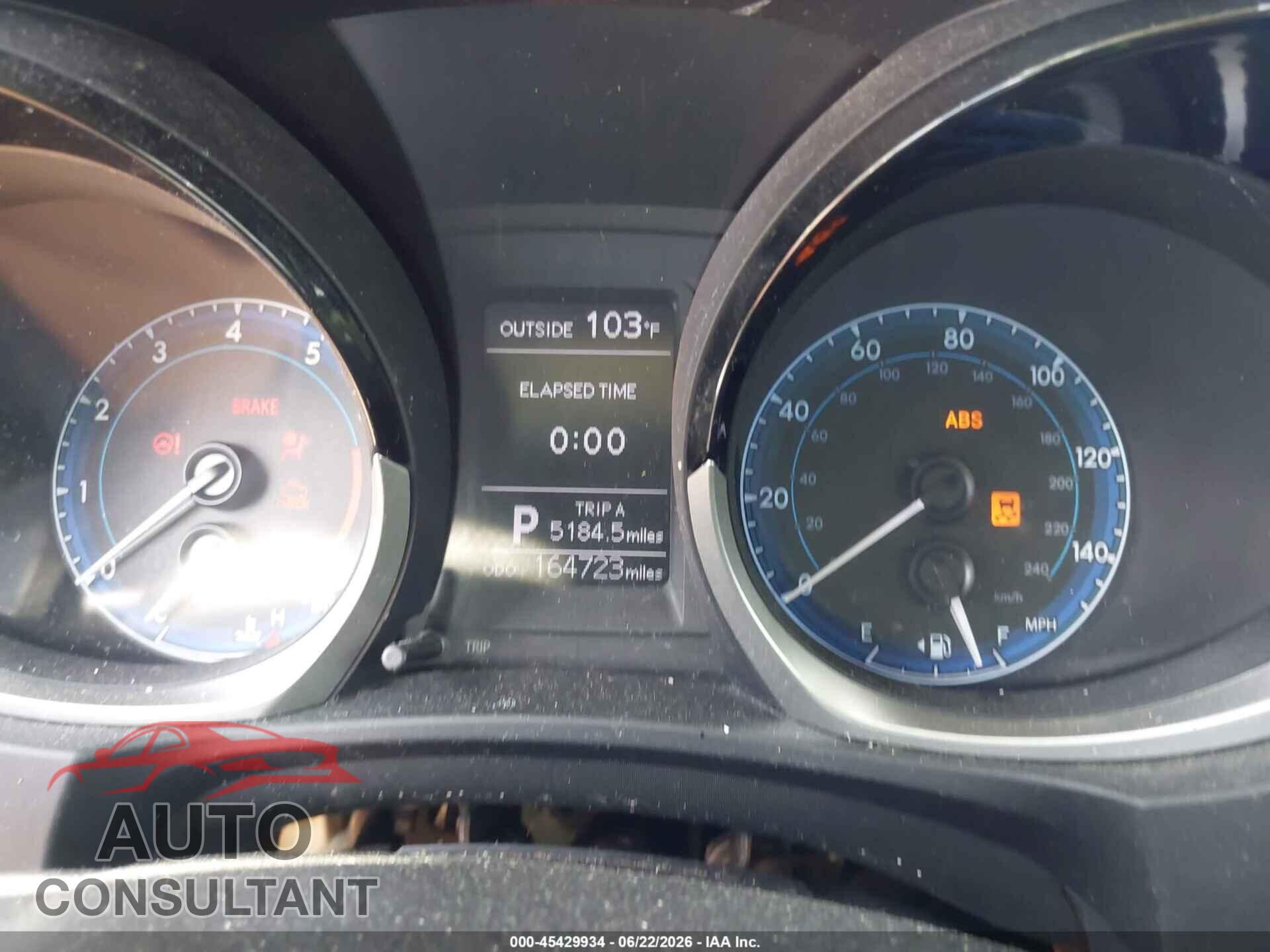TOYOTA COROLLA 2015 - 5YFBURHE9FP324676