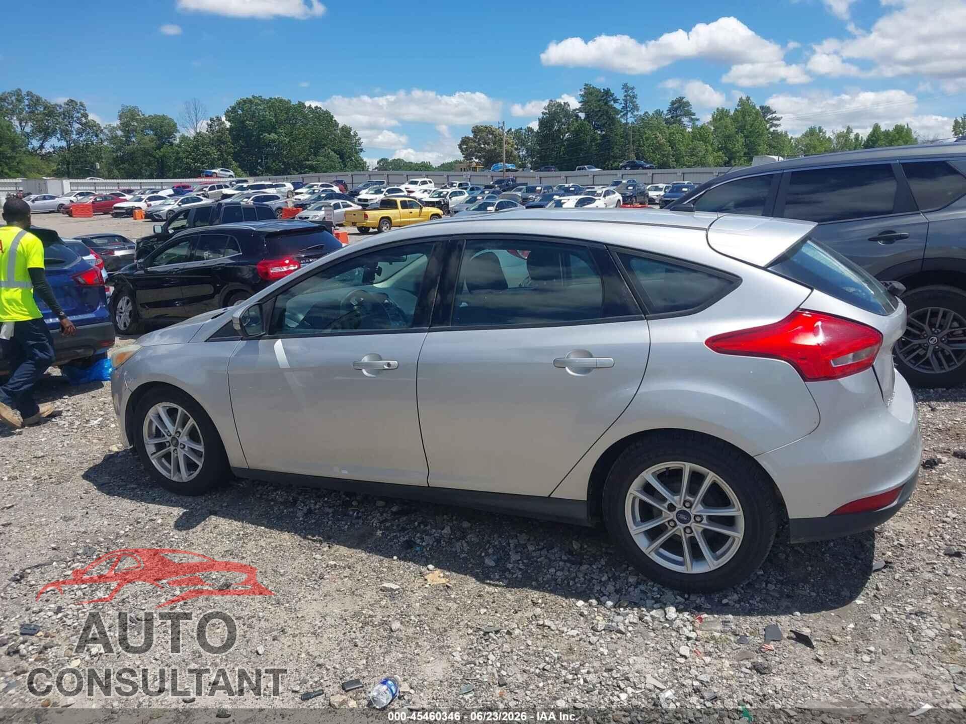 FORD FOCUS 2016 - 1FADP3K26GL277232