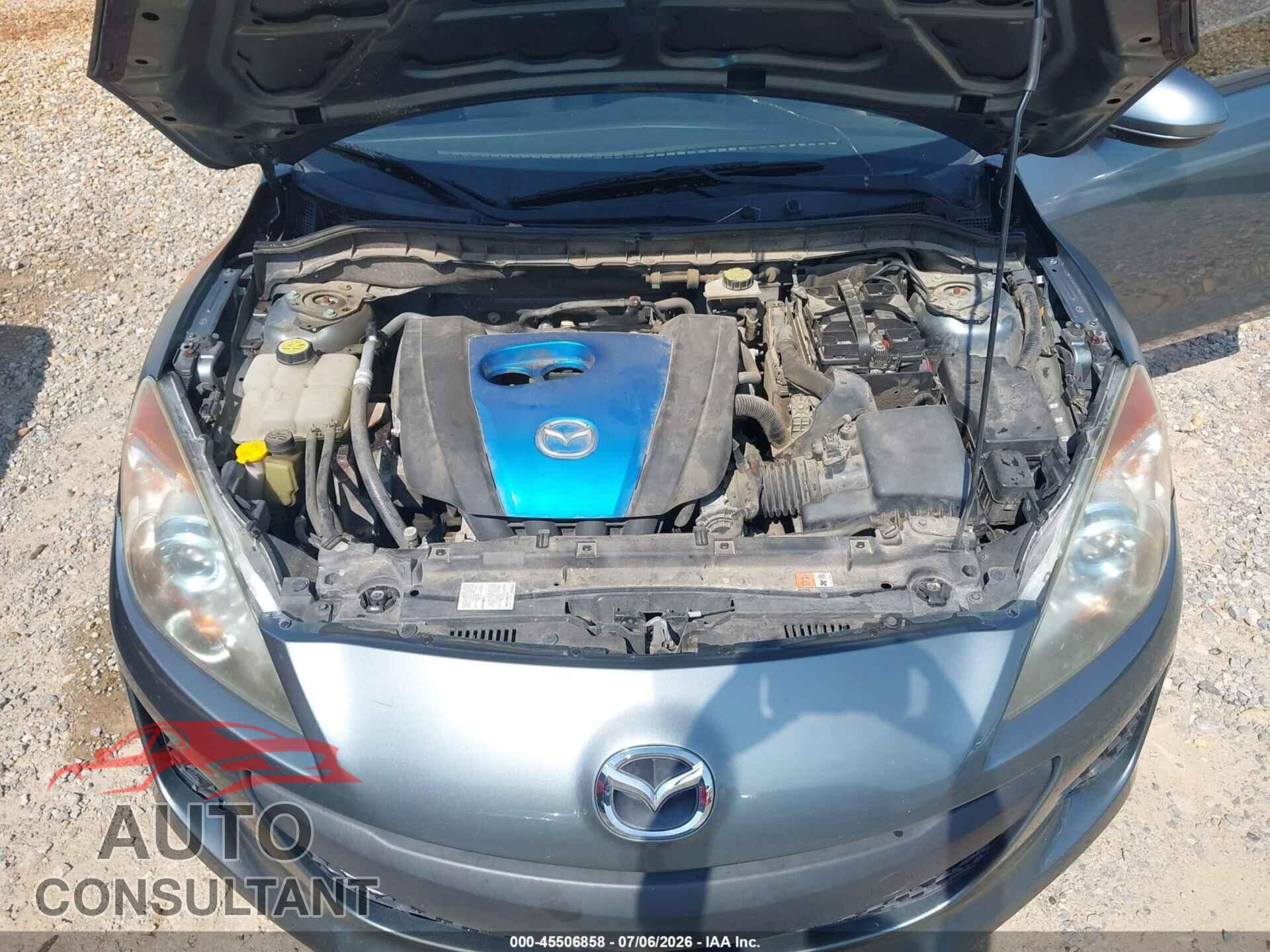MAZDA MAZDA3 2012 - JM1BL1V84C1620448