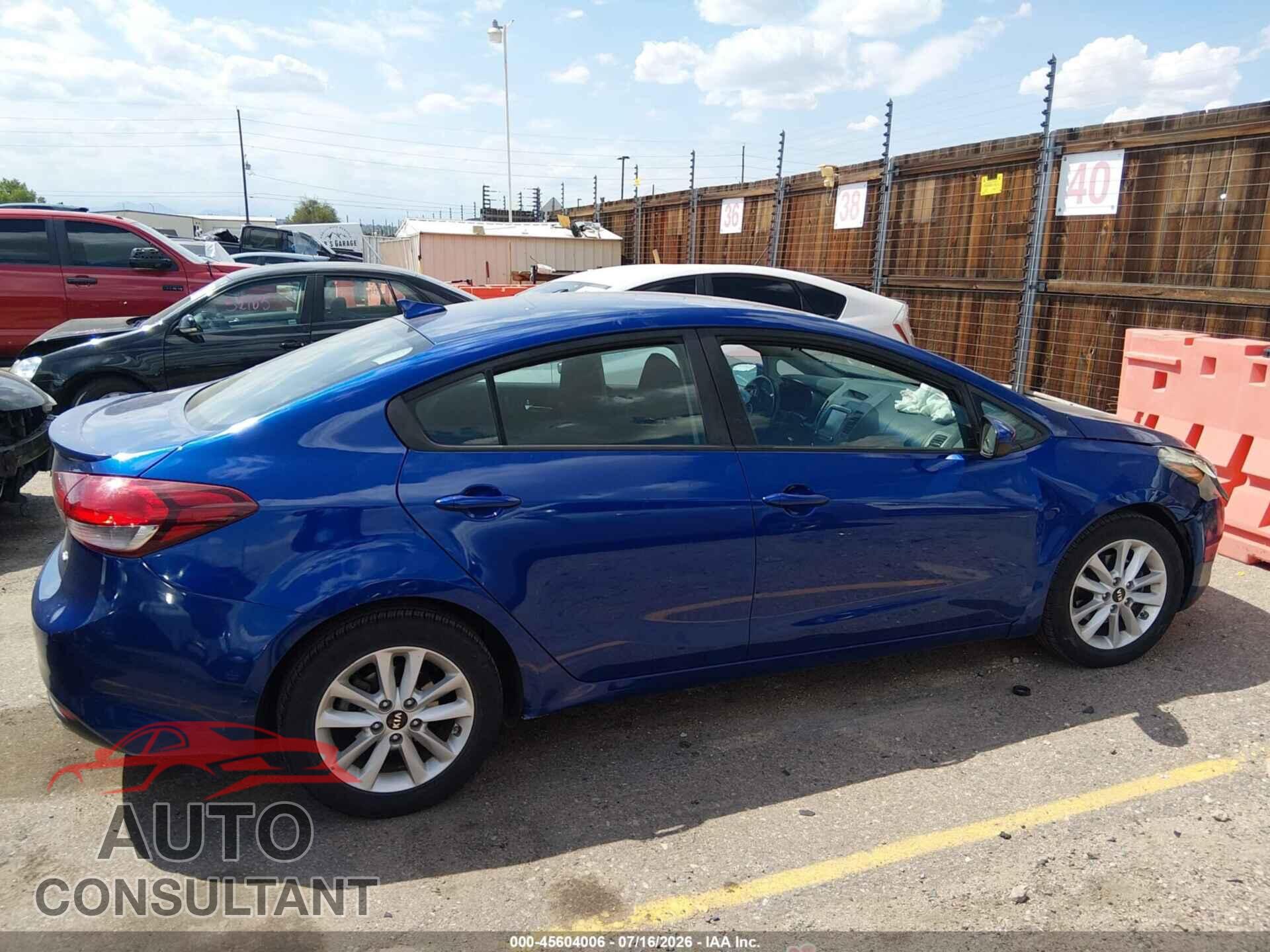 KIA FORTE 2017 - 3KPFL4A72HE040619