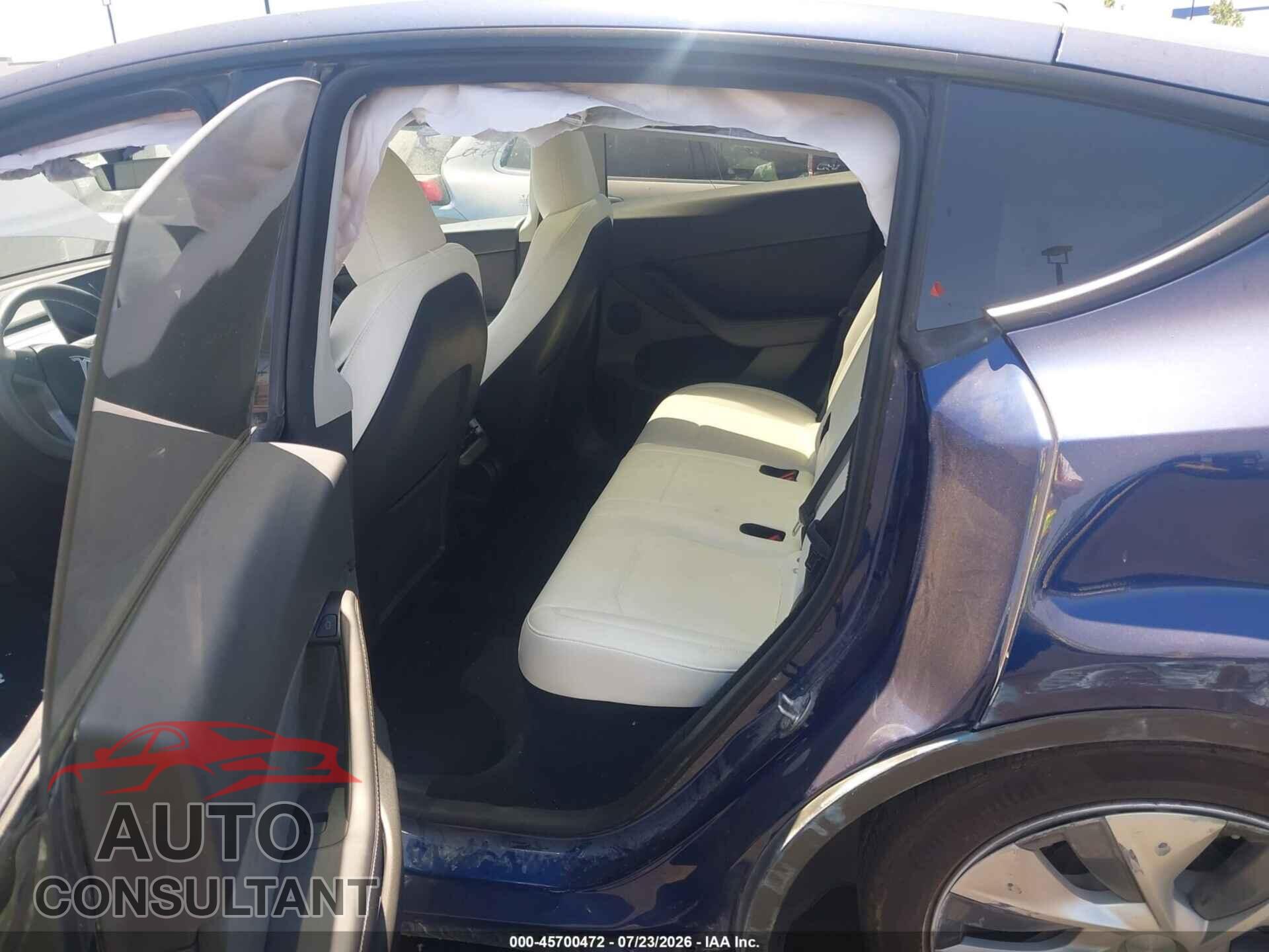 TESLA MODEL Y 2023 - 7SAYGDED7PF955961