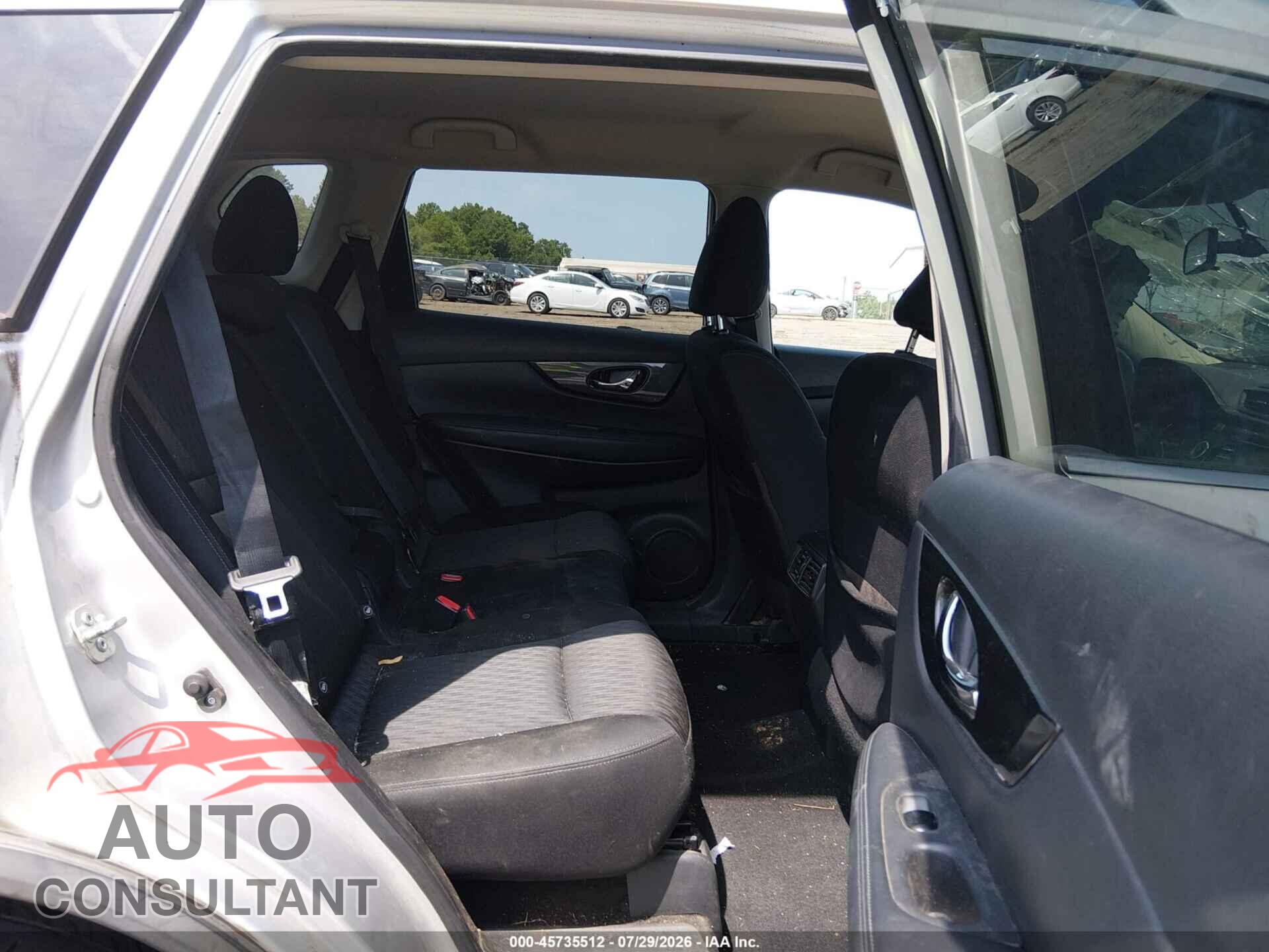NISSAN ROGUE 2017 - KNMAT2MT9HP592979