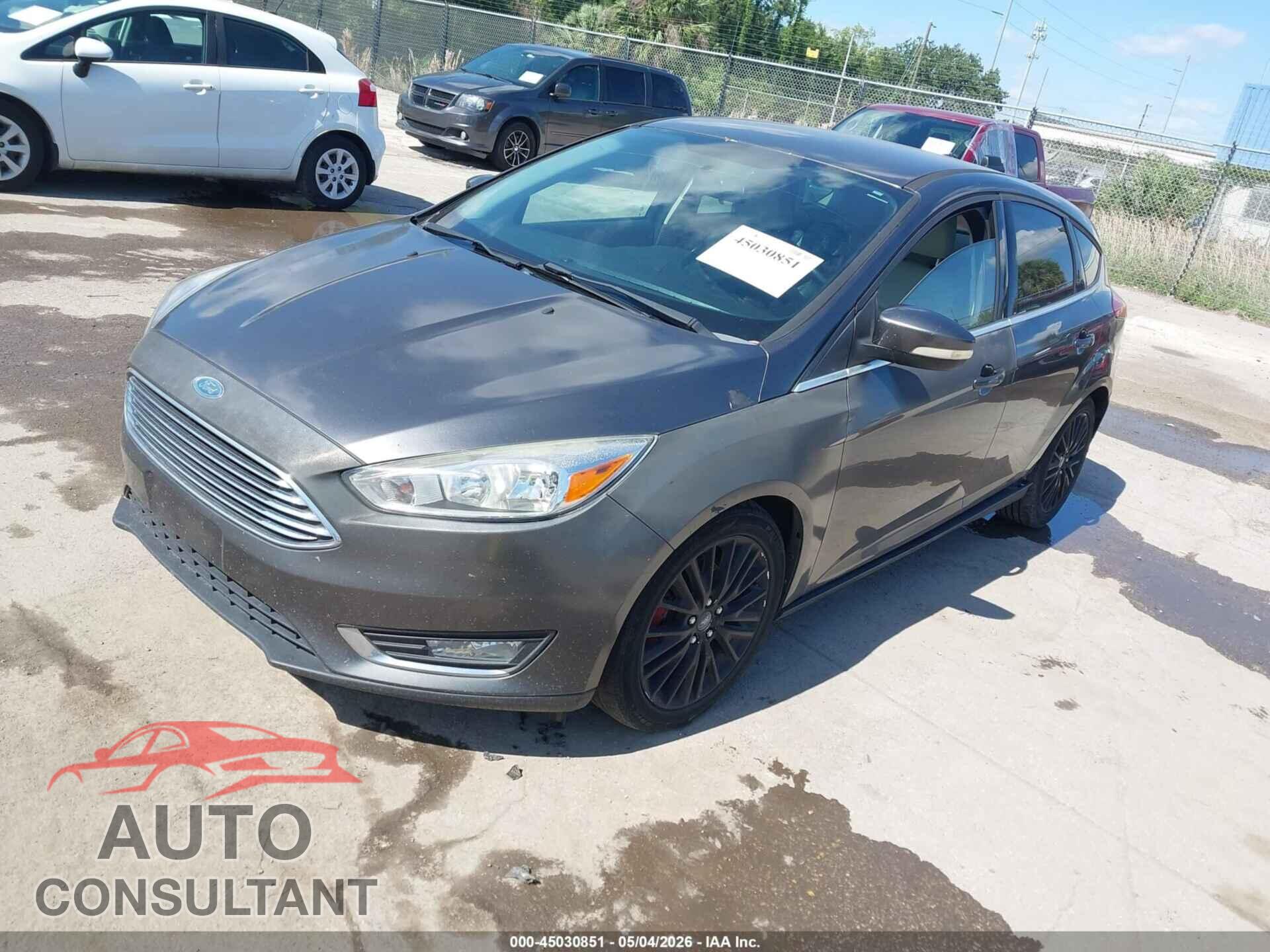 FORD FOCUS 2015 - 1FADP3N2XFL261755