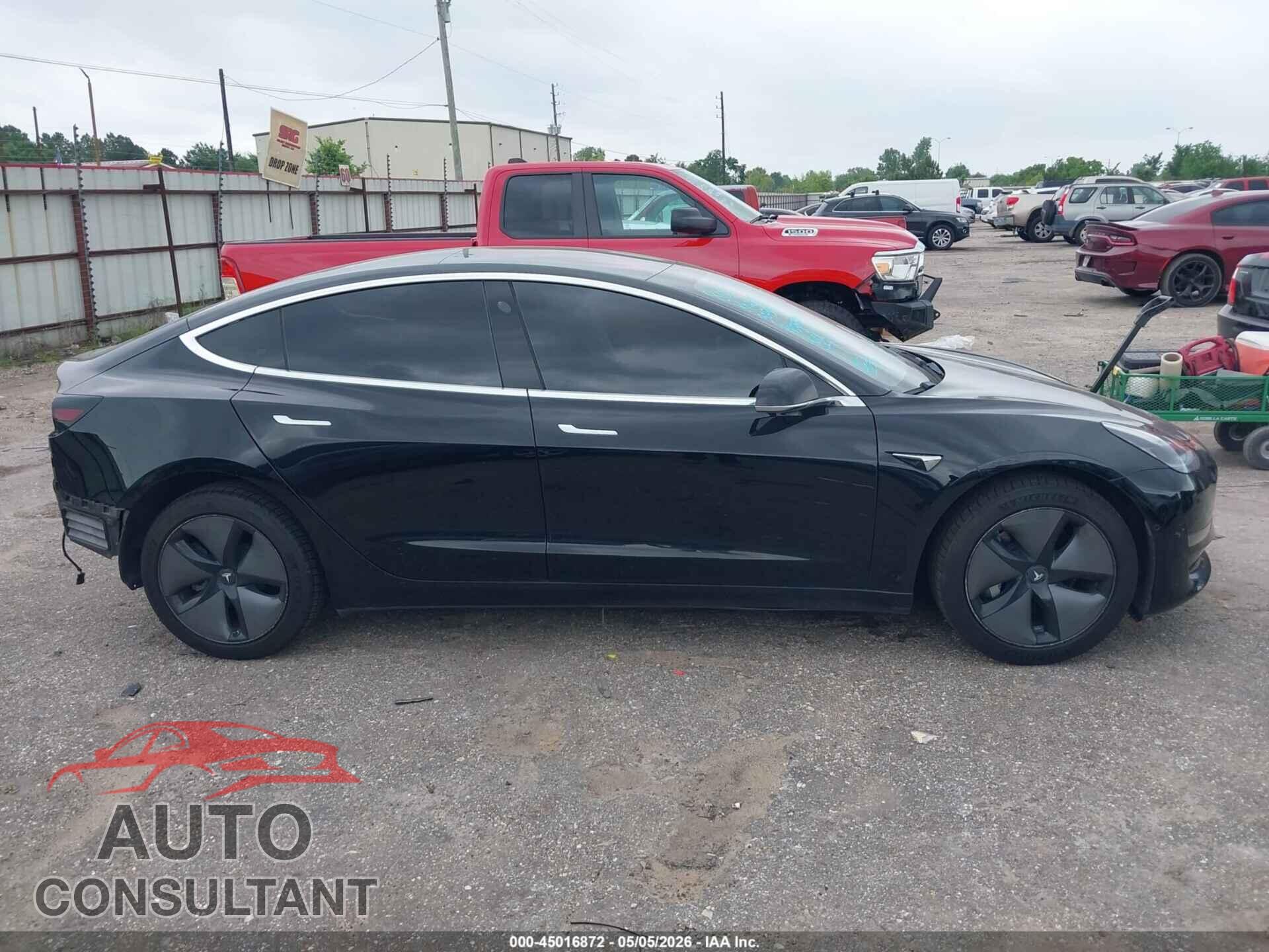 TESLA MODEL 3 2019 - 5YJ3E1EA1KF304383