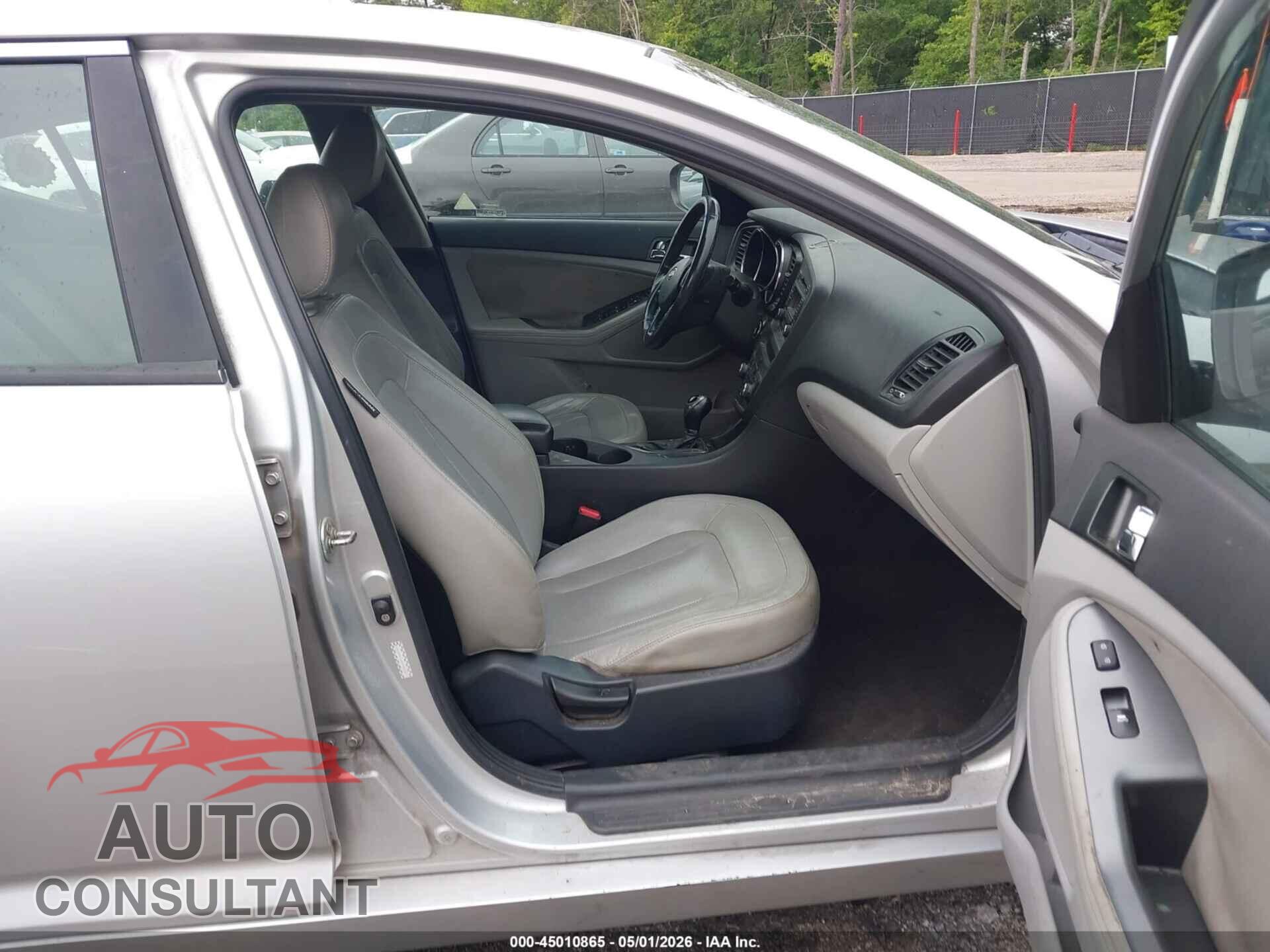 KIA OPTIMA 2011 - KNAGN4A71B5194110