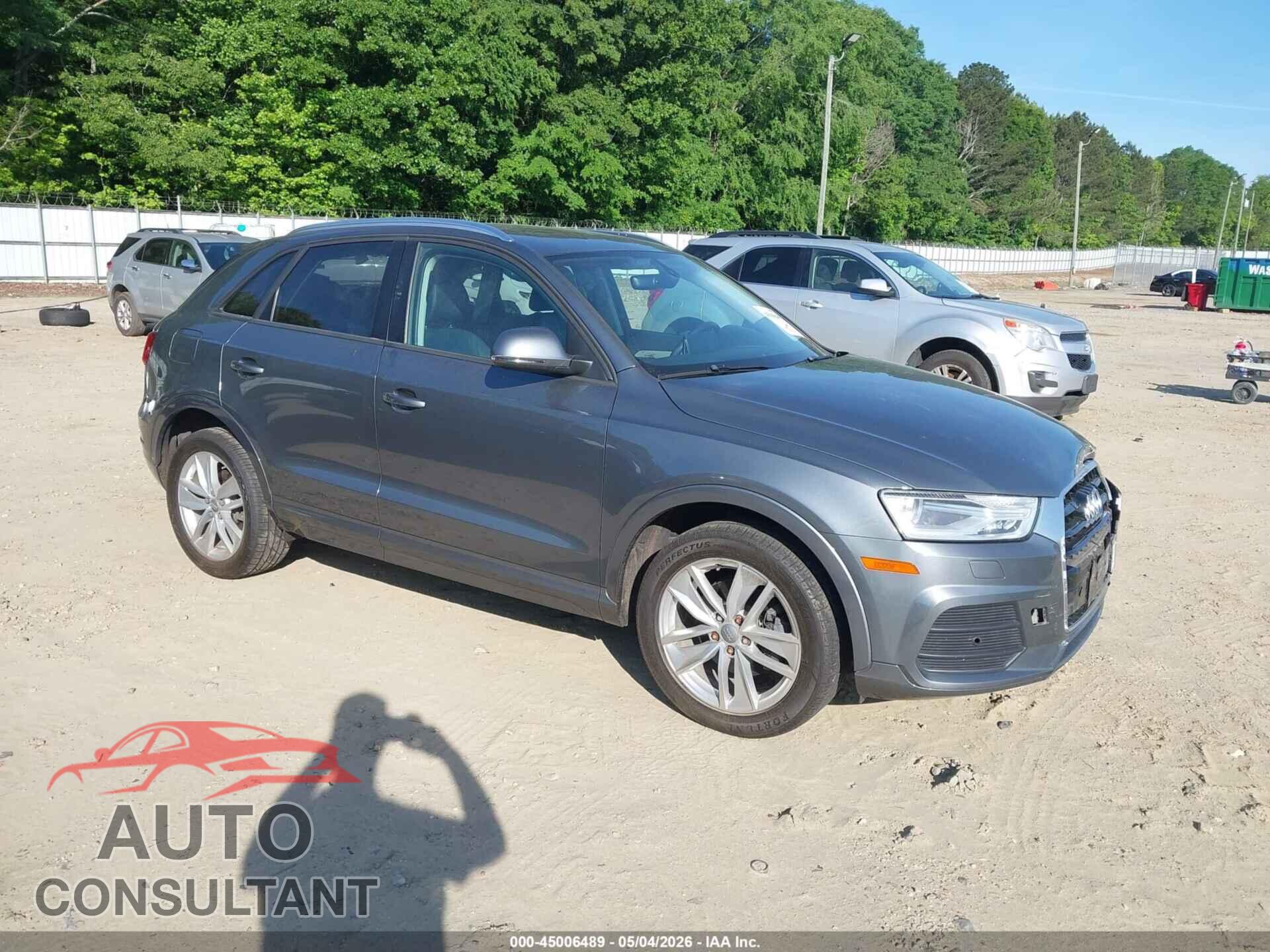 AUDI Q3 2017 - WA1BCCFS3HR011165