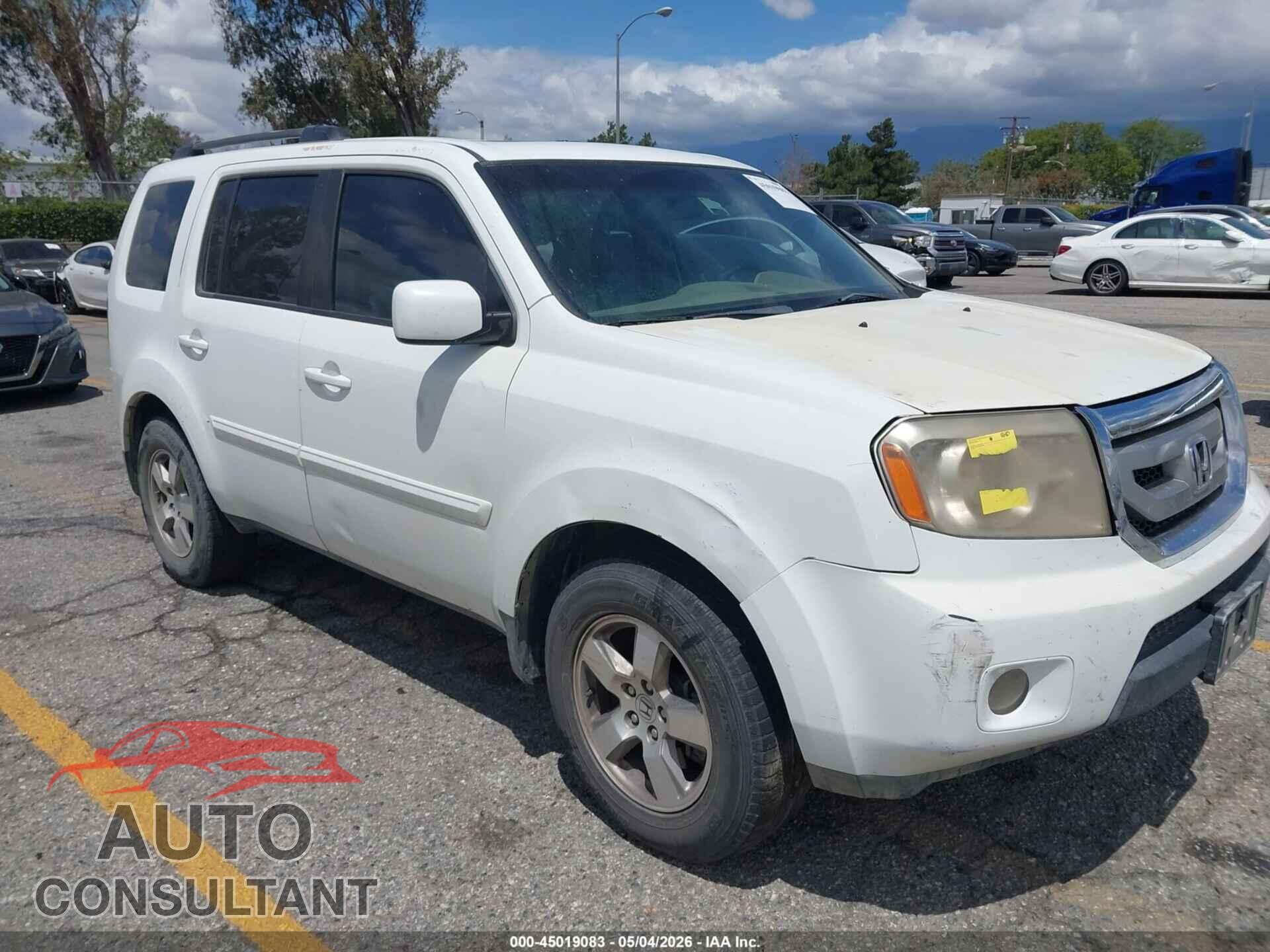 HONDA PILOT 2011 - 5FNYF3H64BB020056