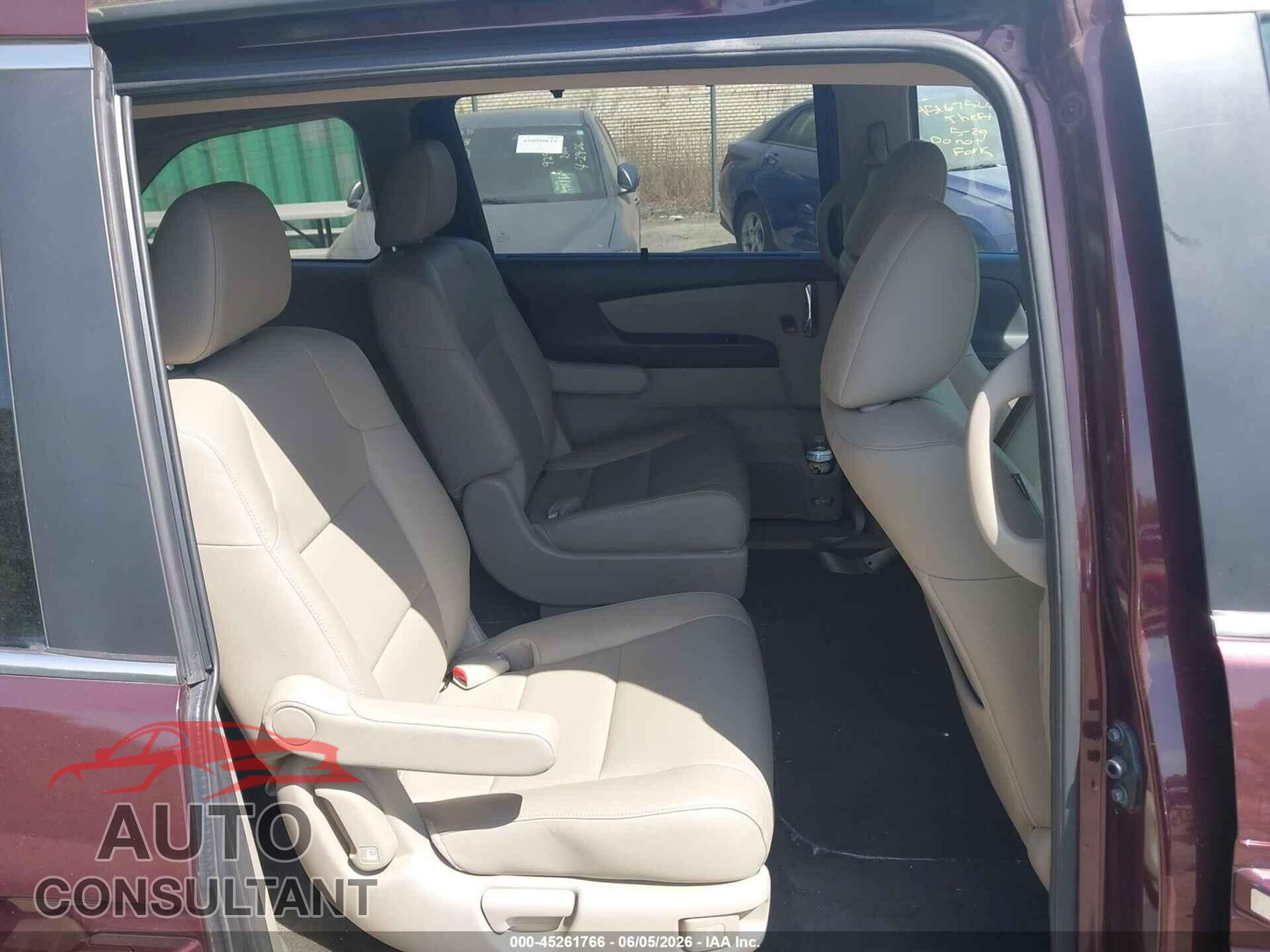 HONDA ODYSSEY 2014 - 5FNRL5H62EB005195