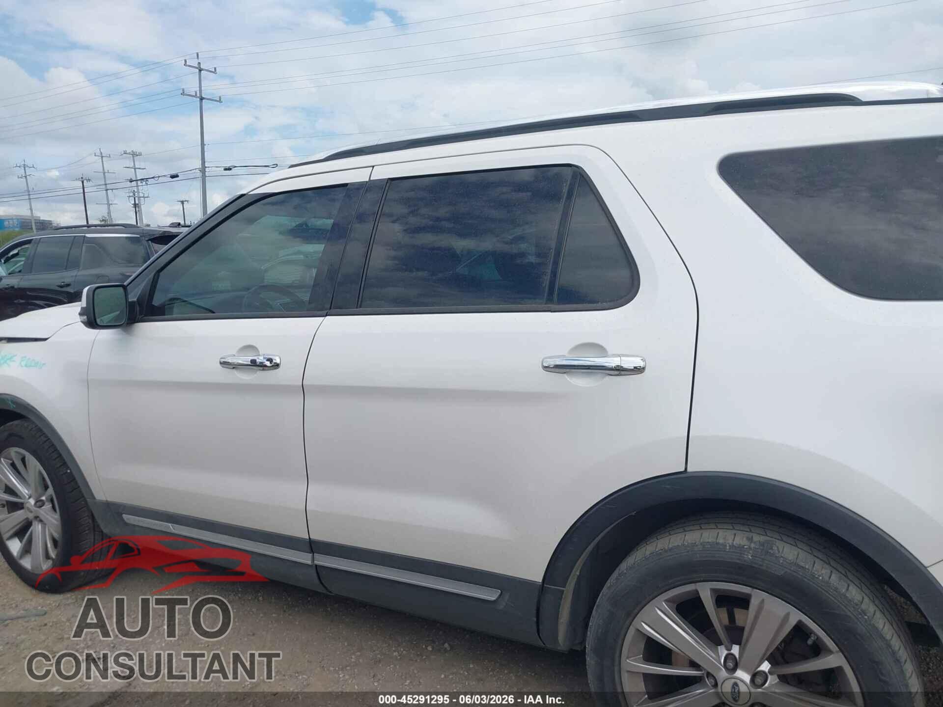 FORD EXPLORER 2019 - 1FM5K7F87KGA32715