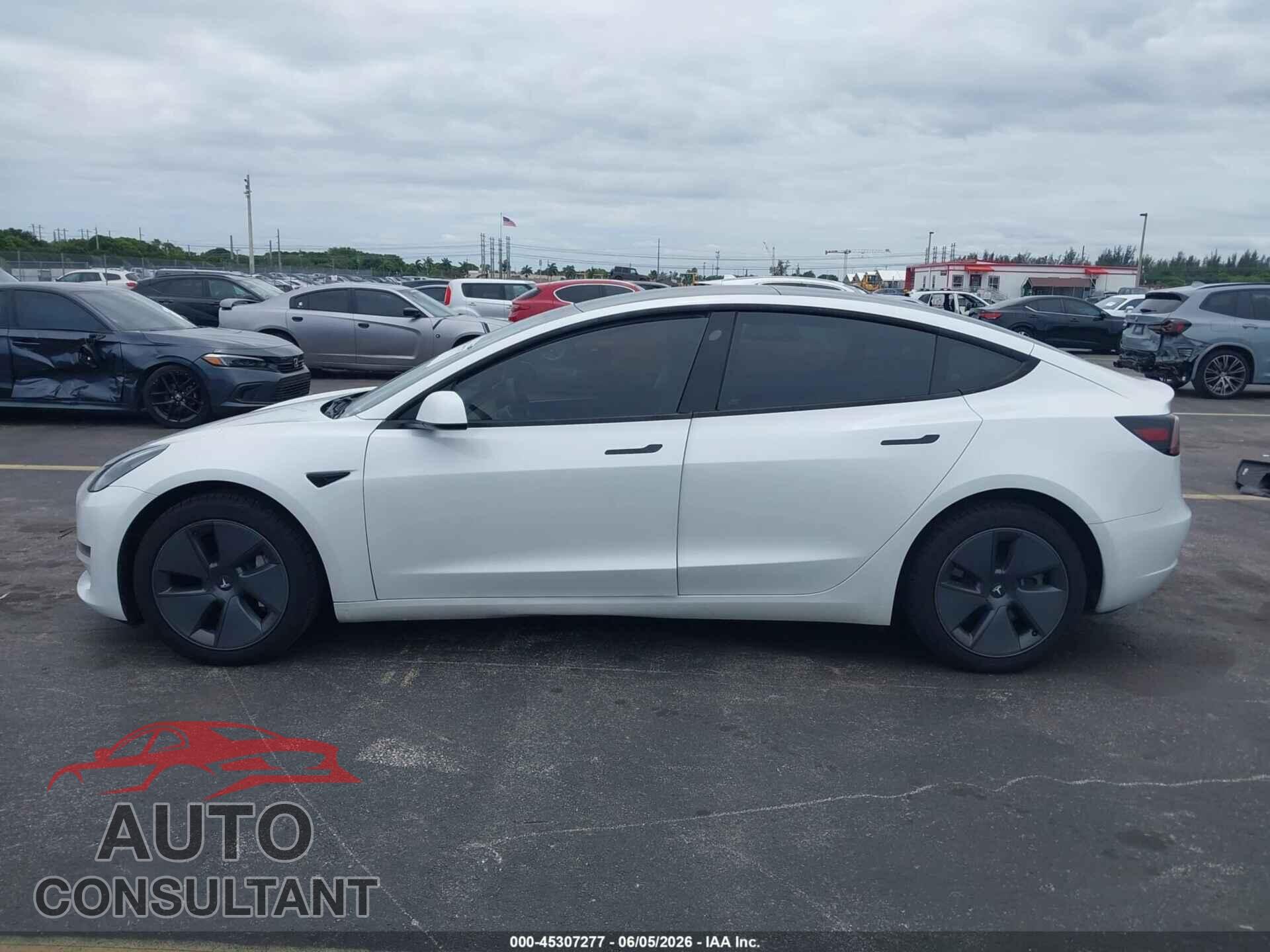 TESLA MODEL 3 2023 - 5YJ3E1EA8PF474229