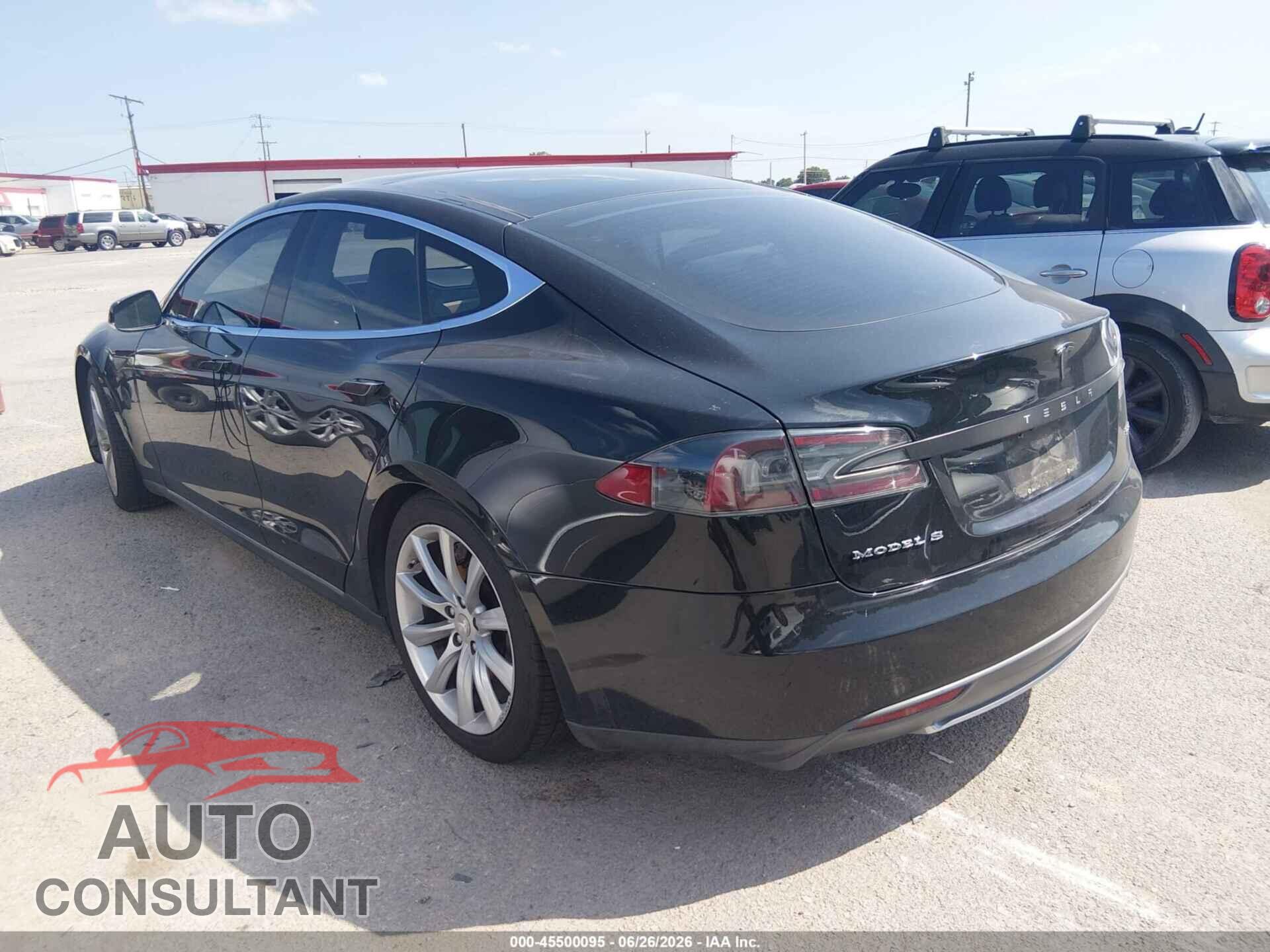 TESLA MODEL S 2013 - 5YJSA1DP8DFP07633