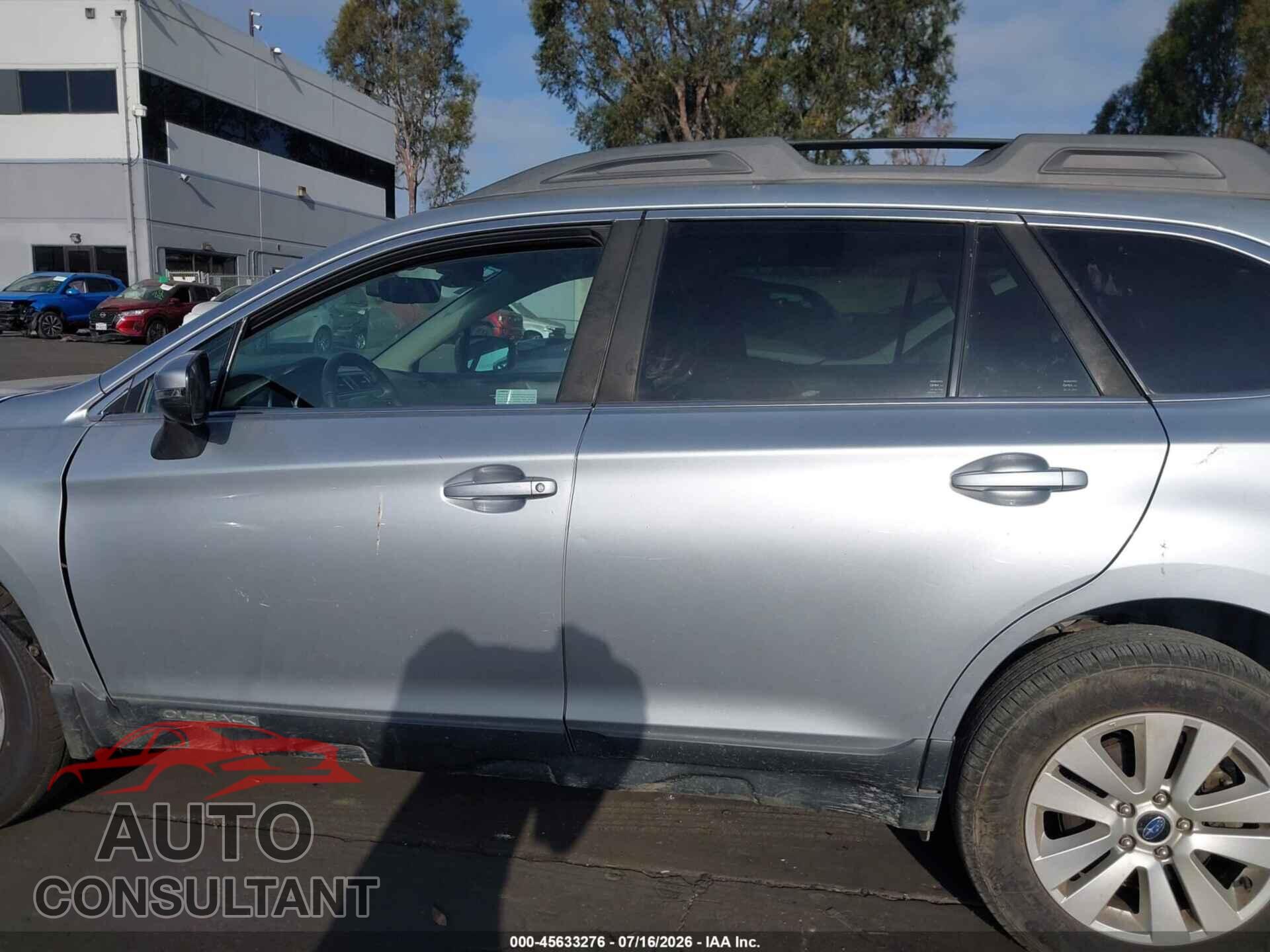 SUBARU OUTBACK 2018 - 4S4BSAFC8J3348814