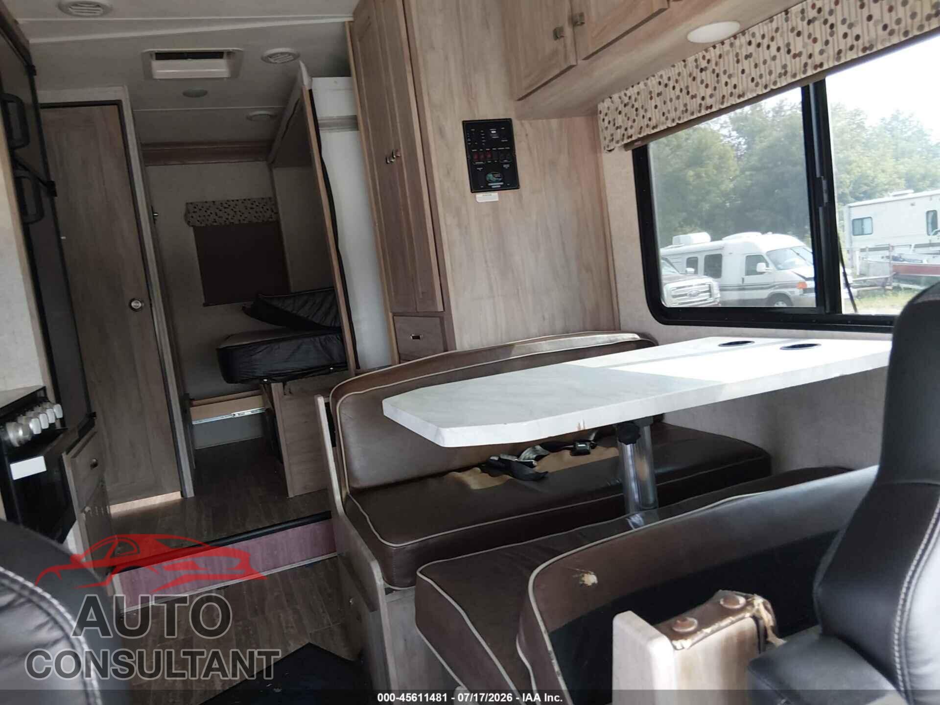 FORD E-450 CUTAWAY 2019 - 1FDXE4FS6KDC06348