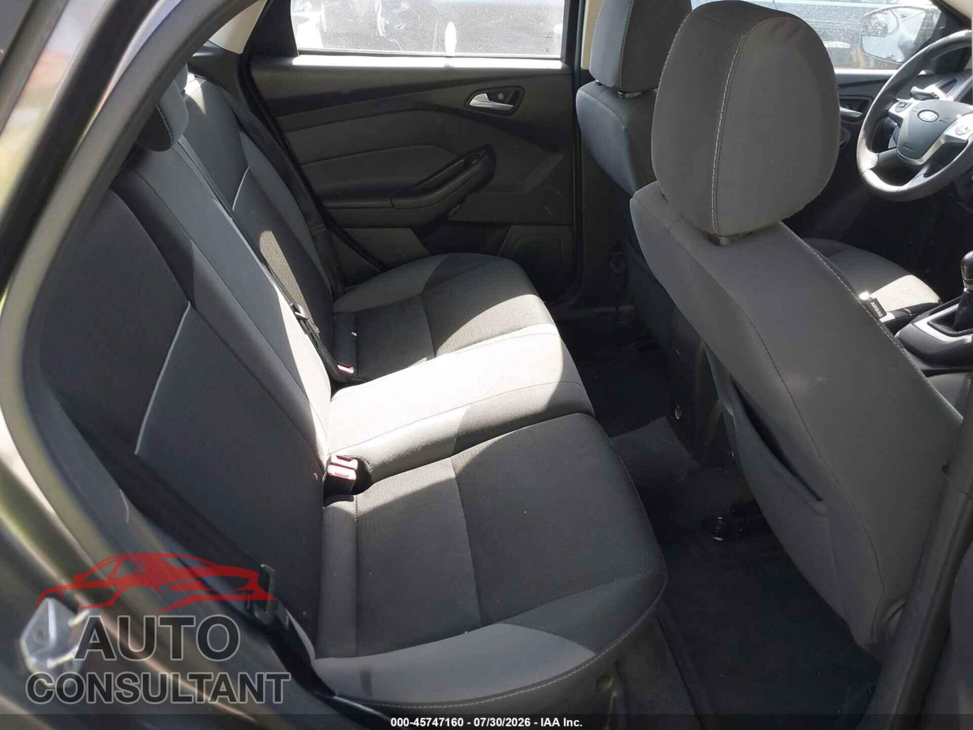 FORD FOCUS 2014 - 1FADP3K25EL176261