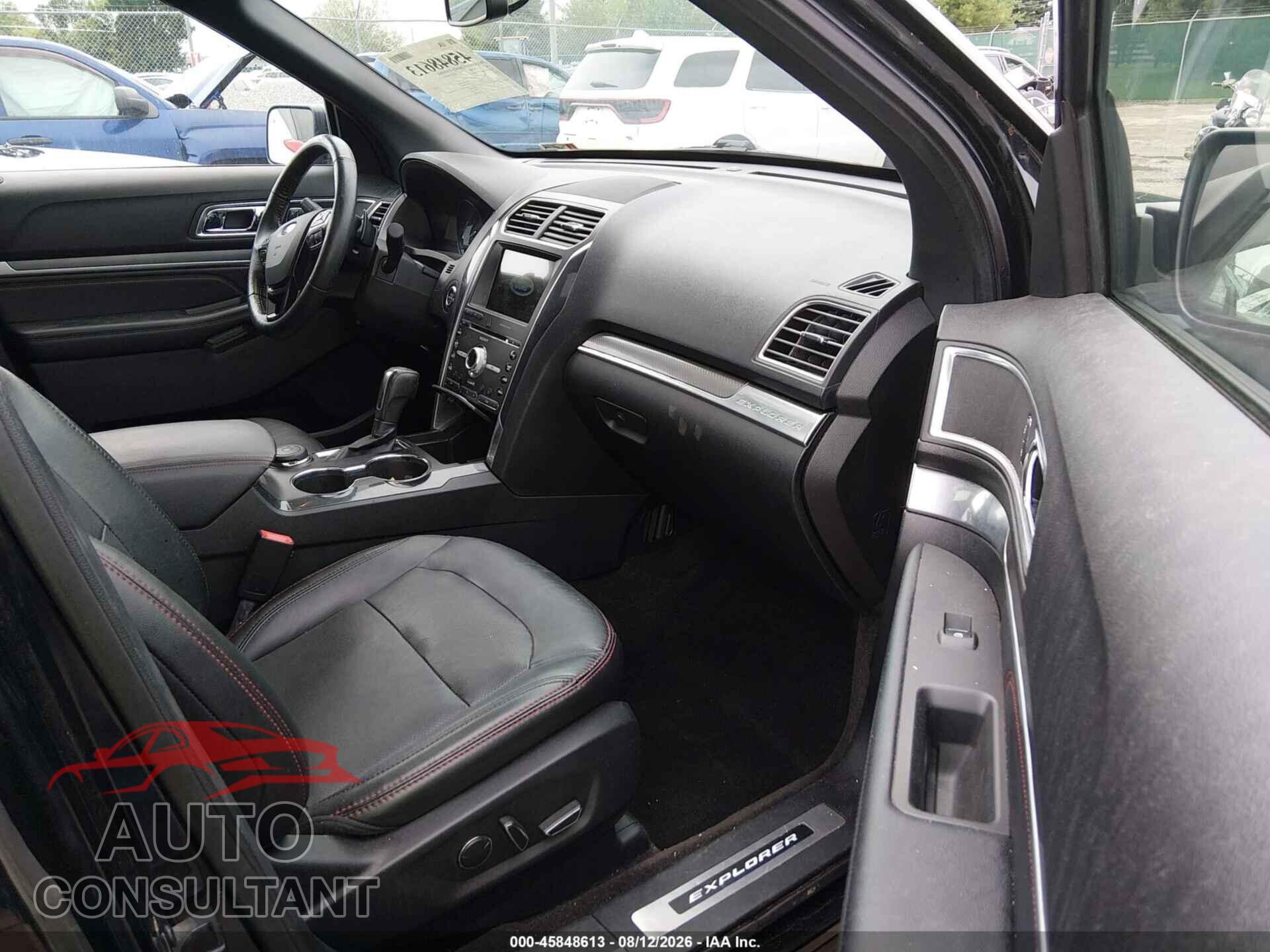 FORD EXPLORER 2017 - 1FM5K8GT0HGD84567