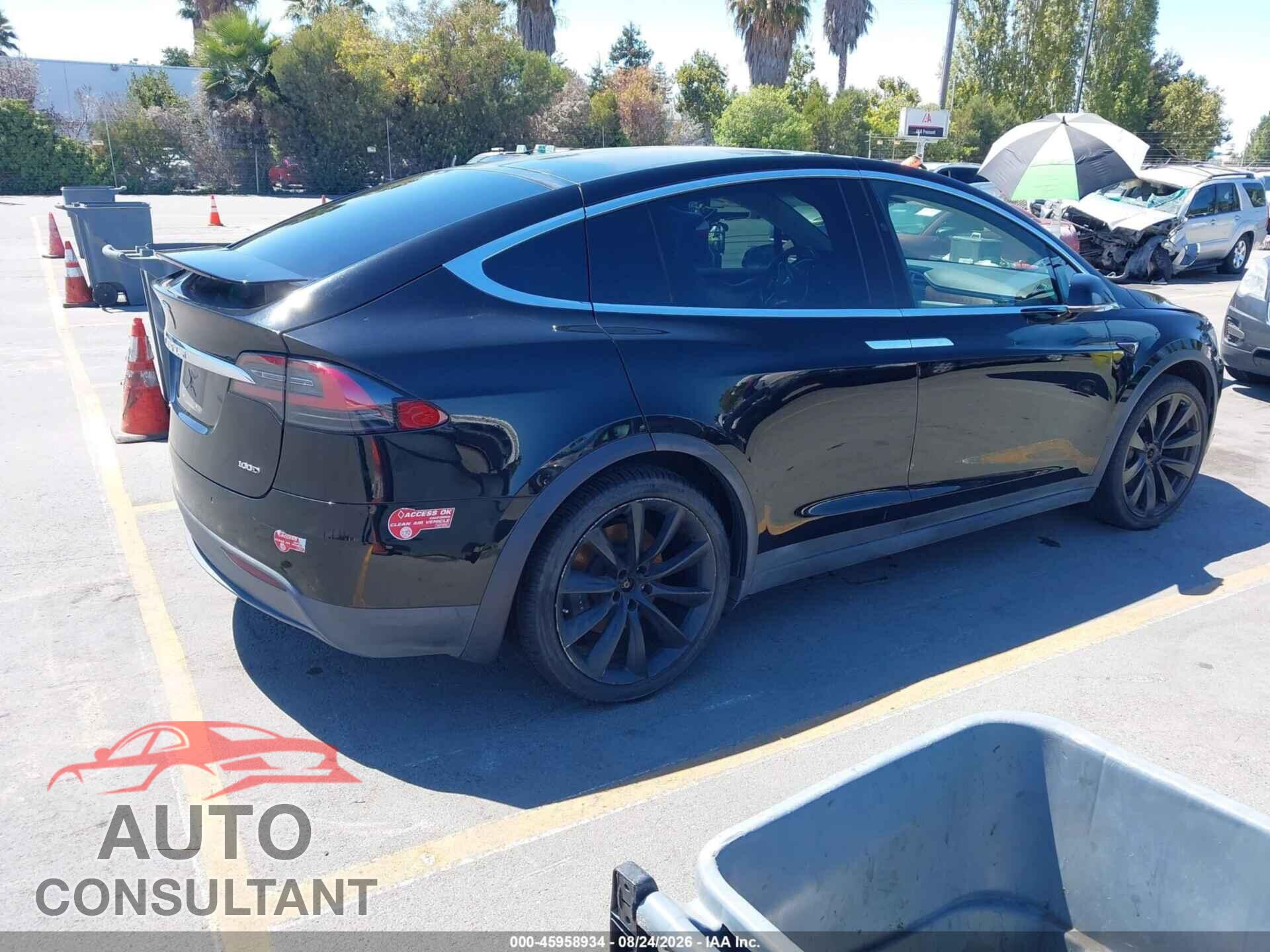TESLA MODEL X 2017 - 5YJXCBE25HF078461