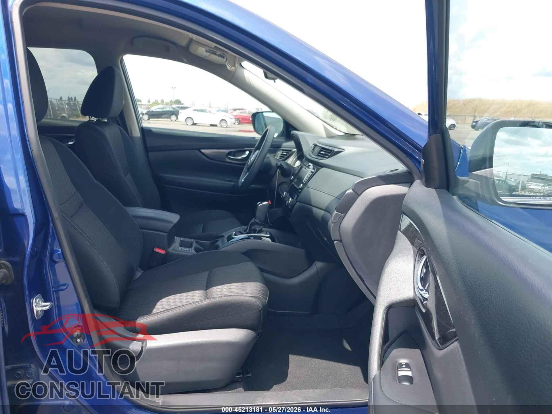 NISSAN ROGUE 2018 - KNMAT2MT1JP512239