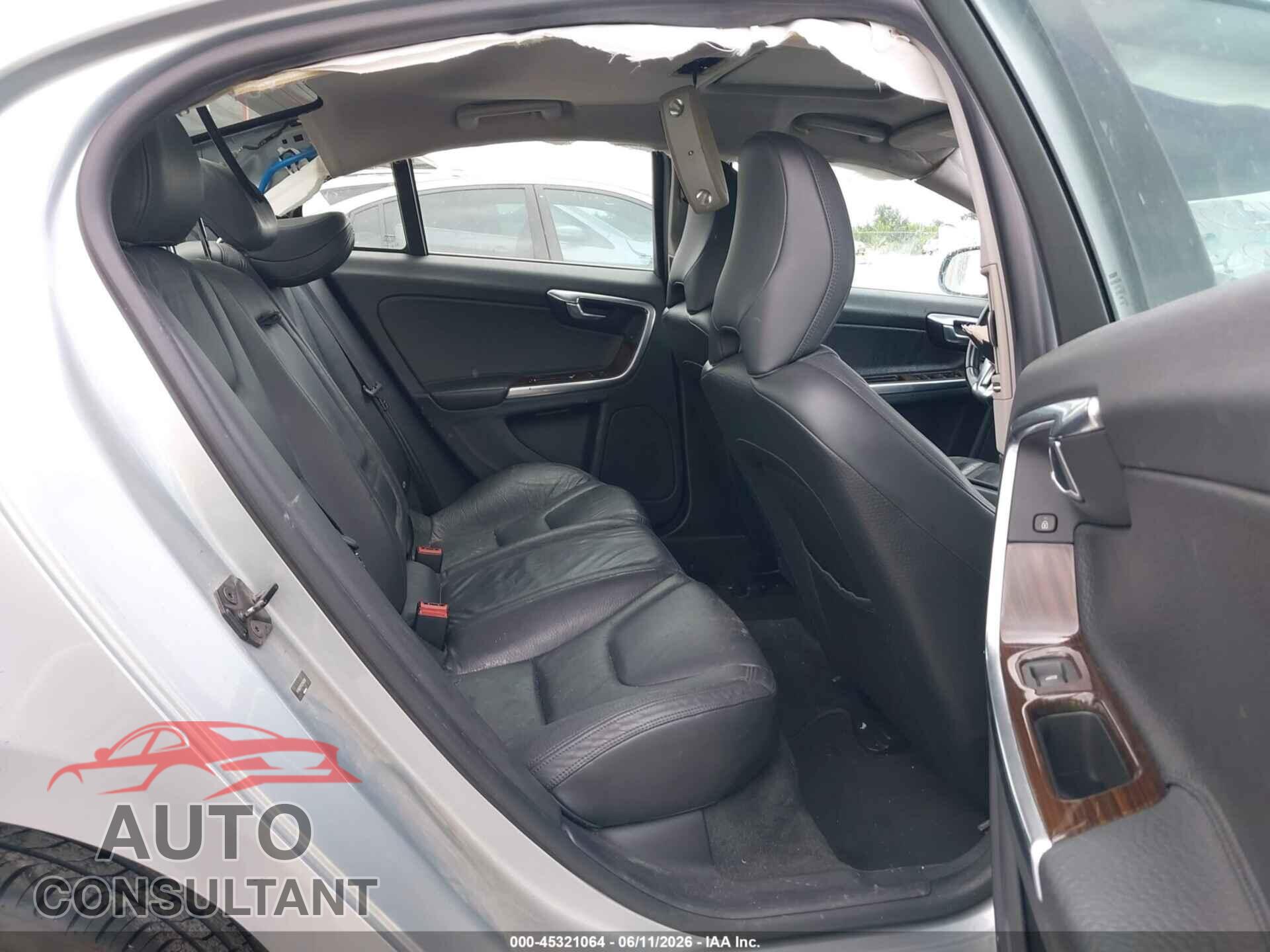 VOLVO S60 2012 - YV1902FH7C2140209