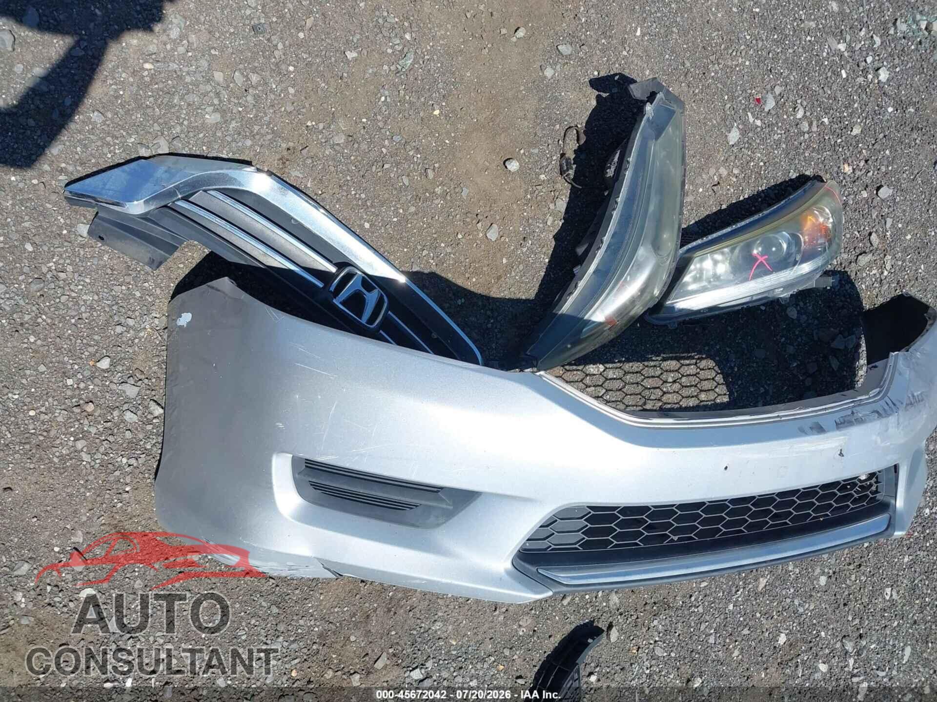 HONDA ACCORD 2015 - 1HGCR2F32FA033201