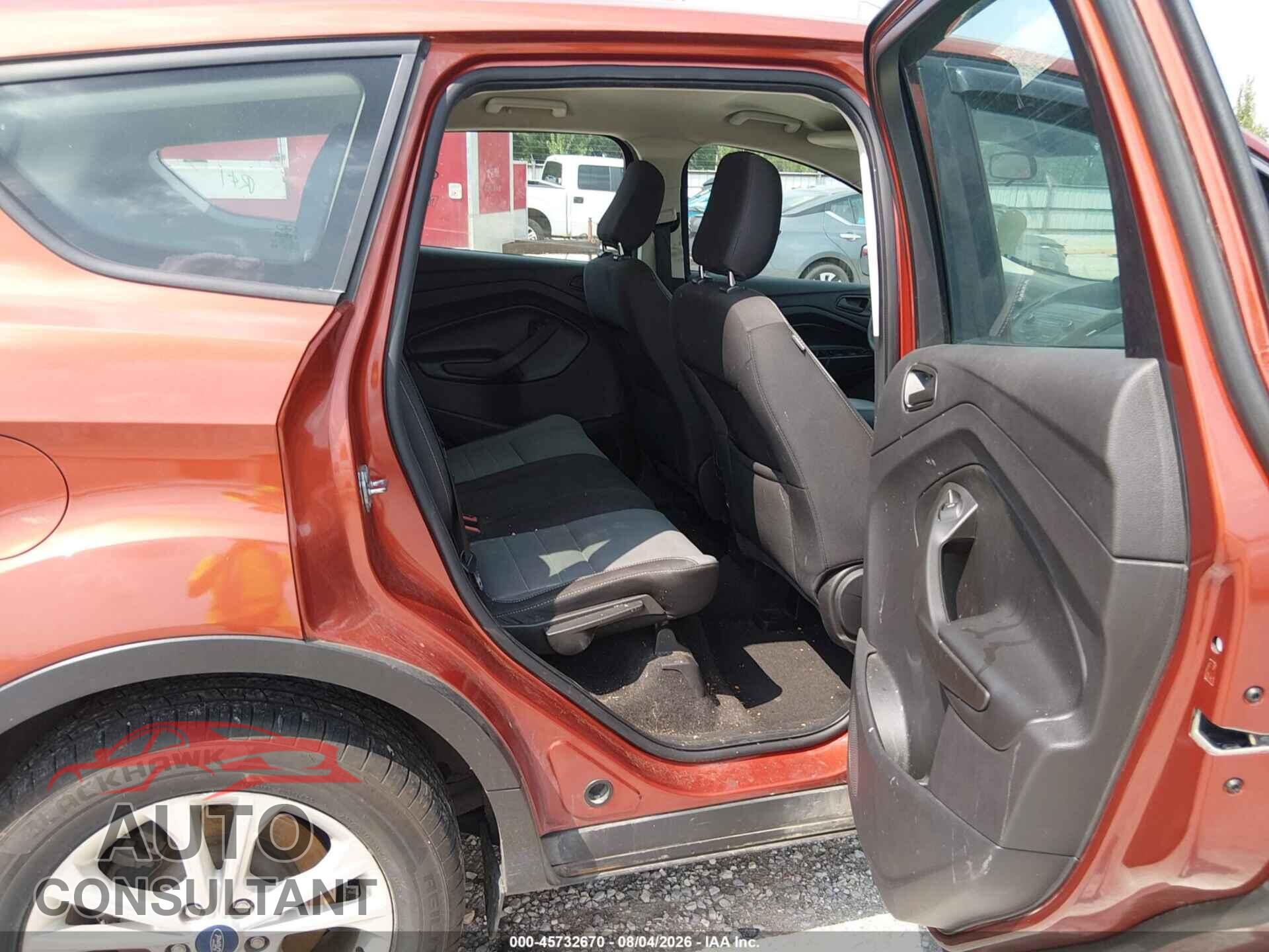 FORD ESCAPE 2019 - 1FMCU0F70KUB86183