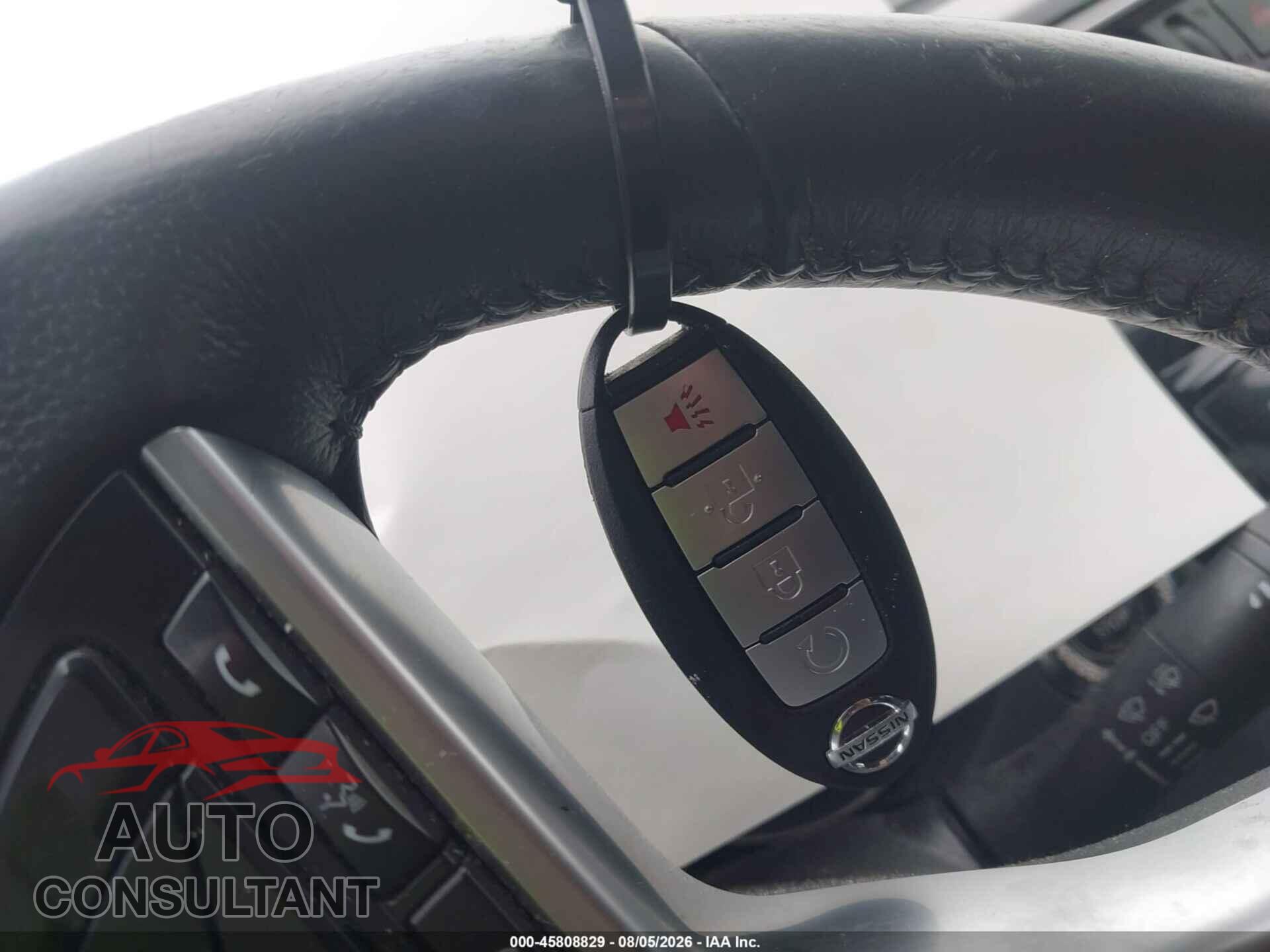 NISSAN ROGUE 2017 - KNMAT2MVXHP608561