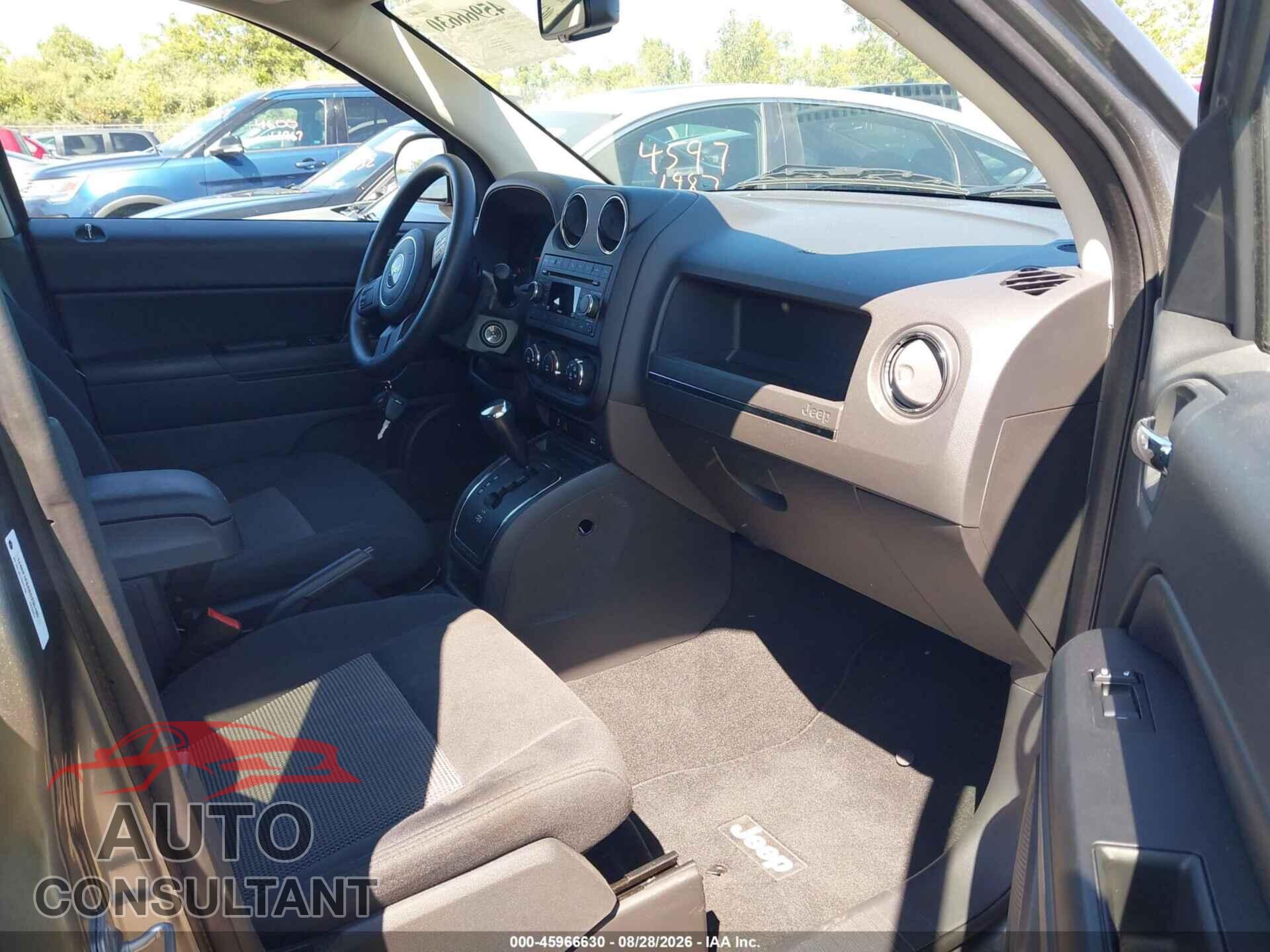 JEEP COMPASS 2011 - 1J4NF1FB8BD235190