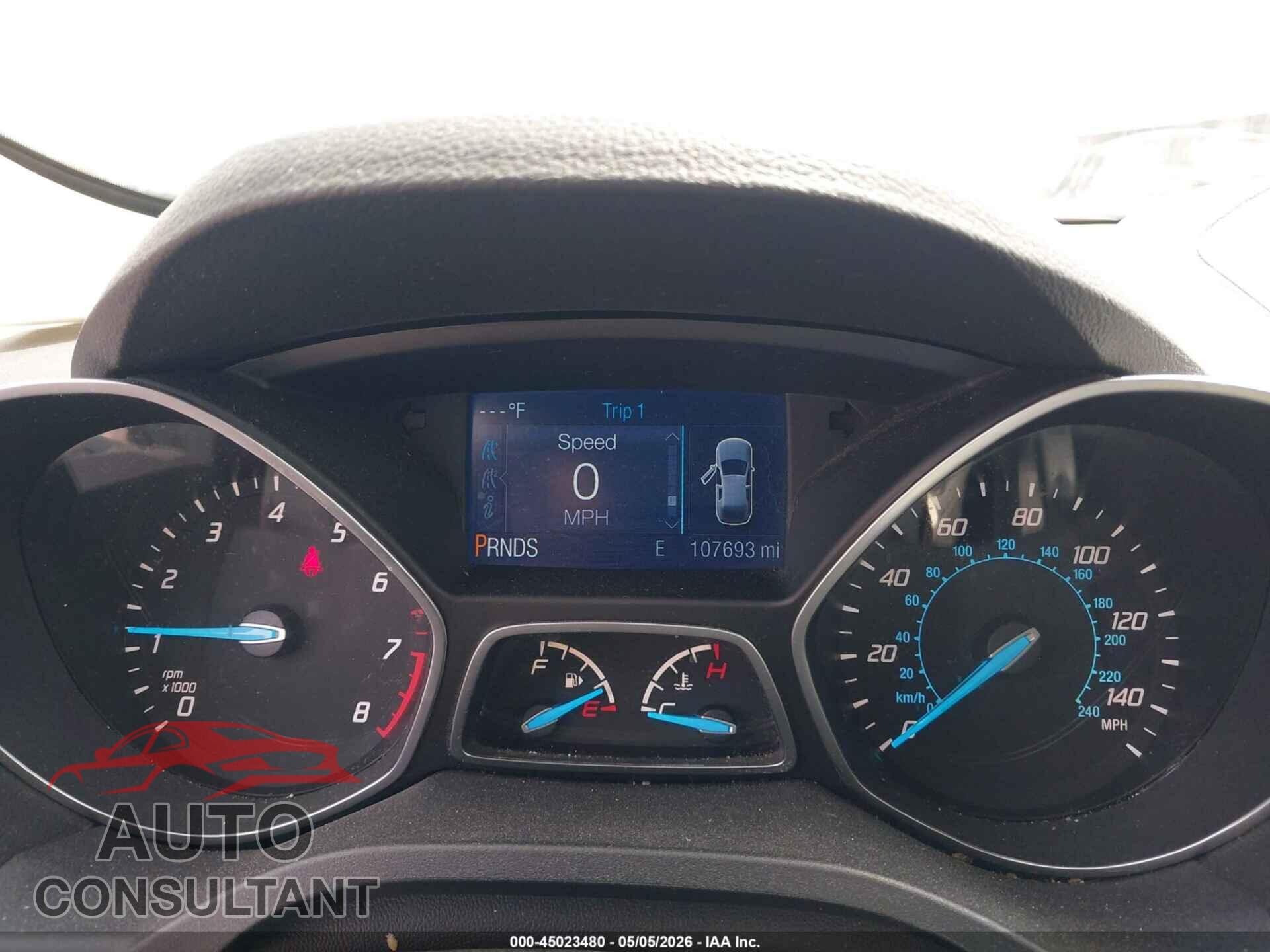 FORD ESCAPE 2015 - 1FMCU9G94FUB11268